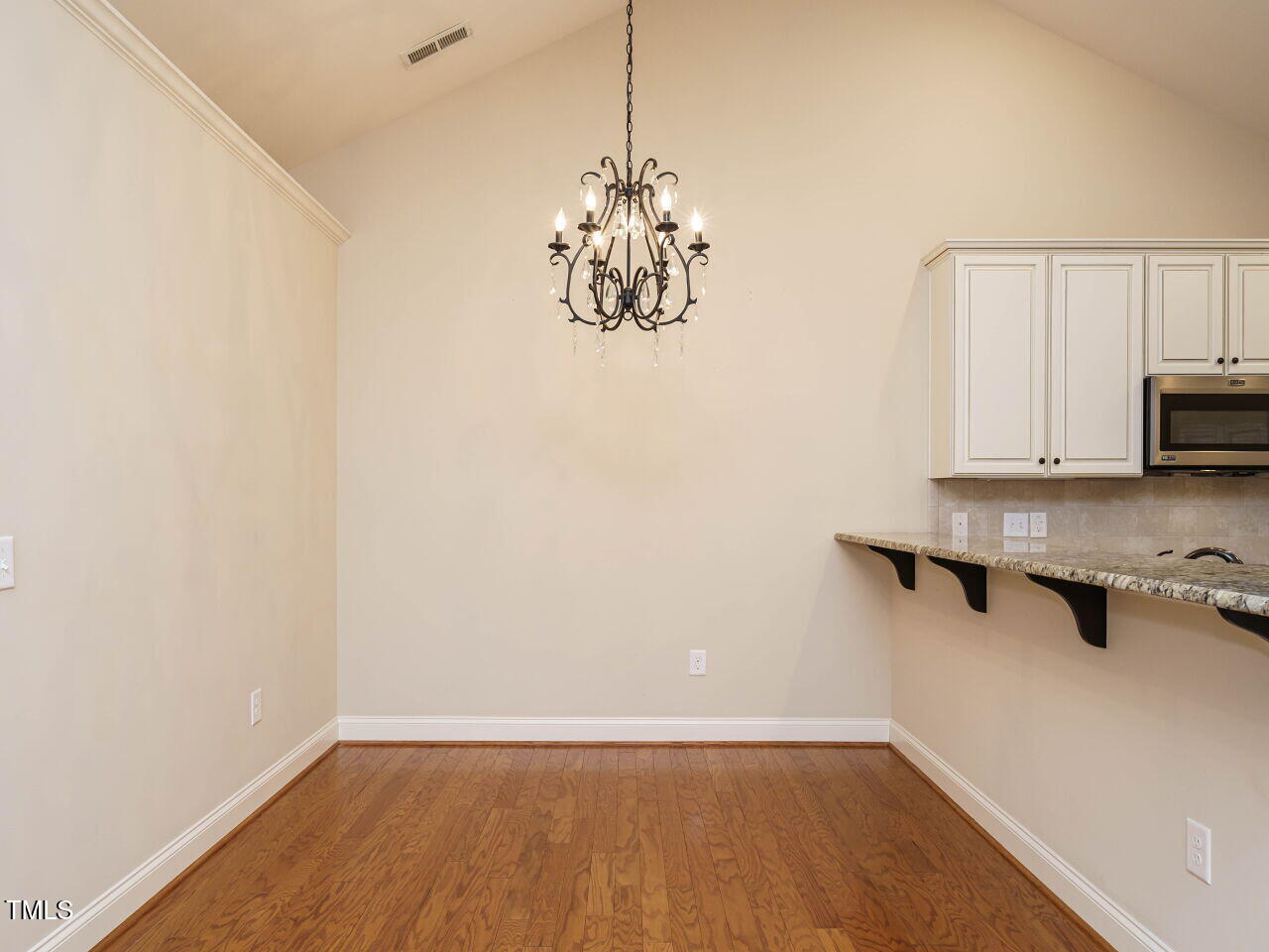 992 Blue Bird Lane Property Photo 15