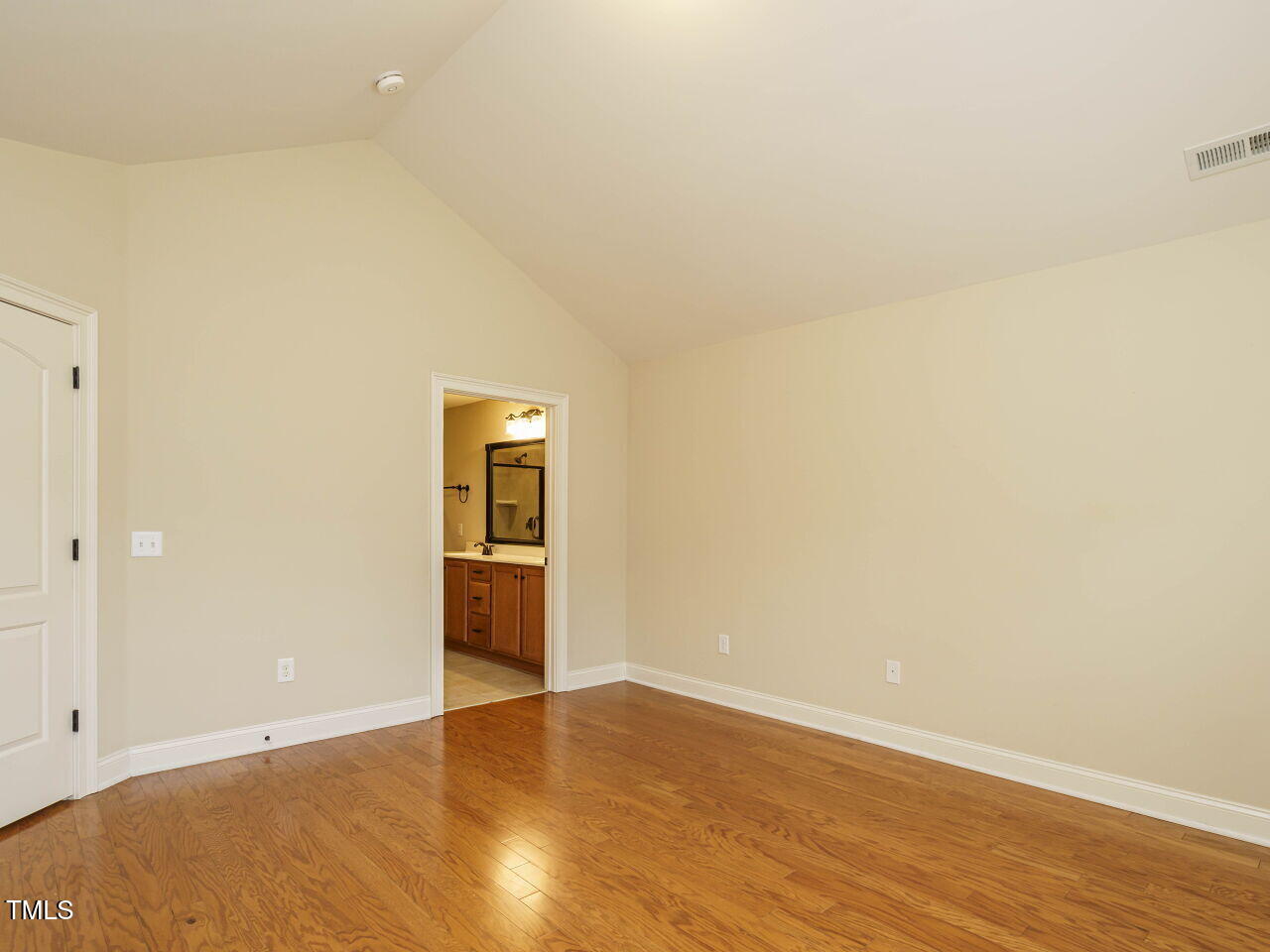 992 Blue Bird Lane Property Photo 24