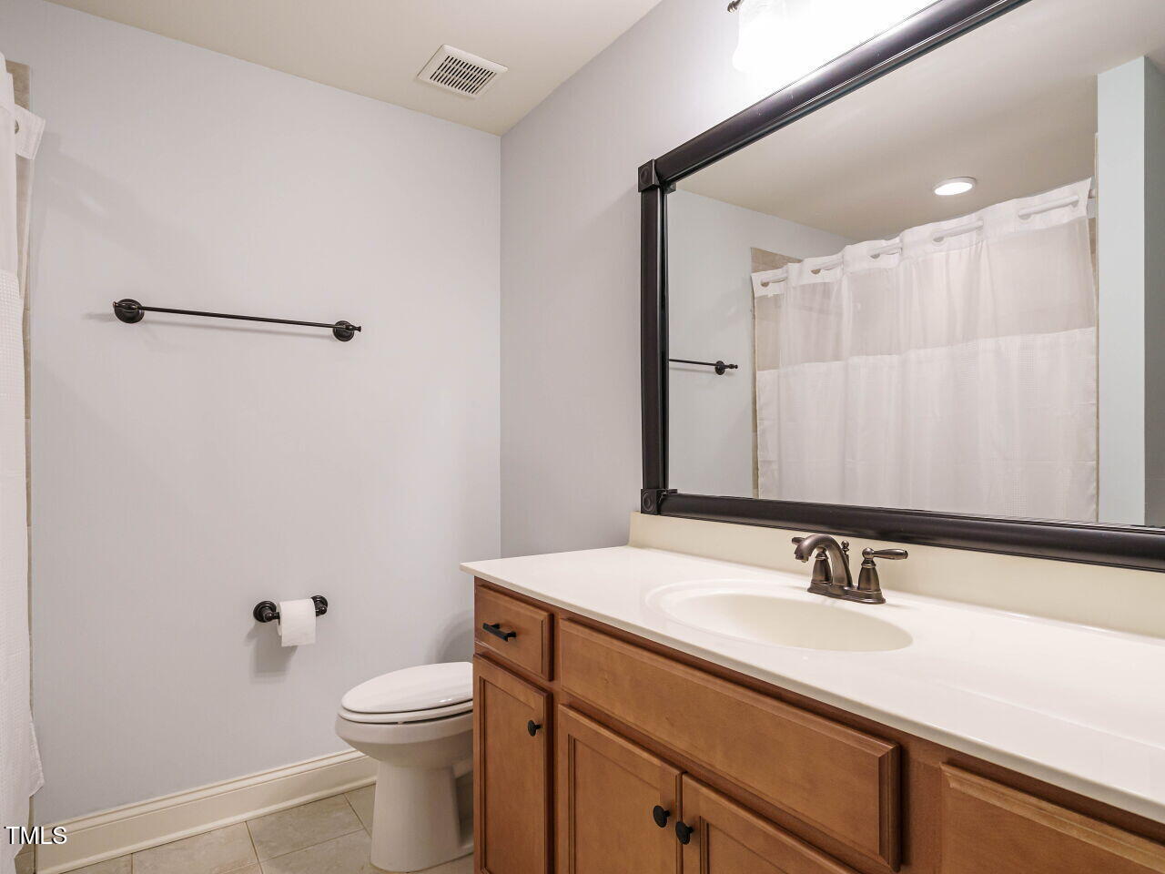 992 Blue Bird Lane Property Photo 27