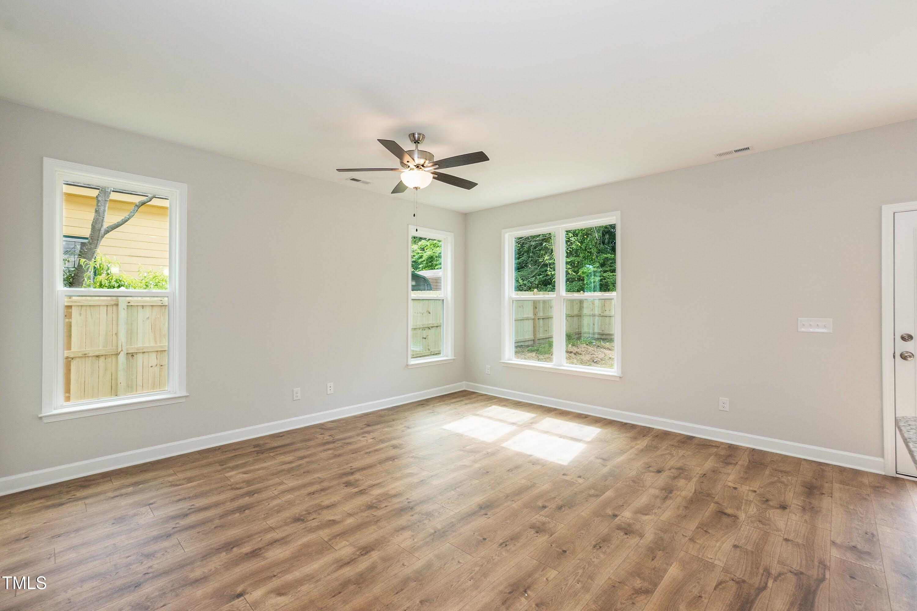 807 E Harnett Street Property Photo 18