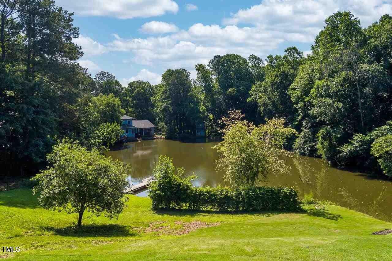 1104 Hickory Pond Court Property Photo