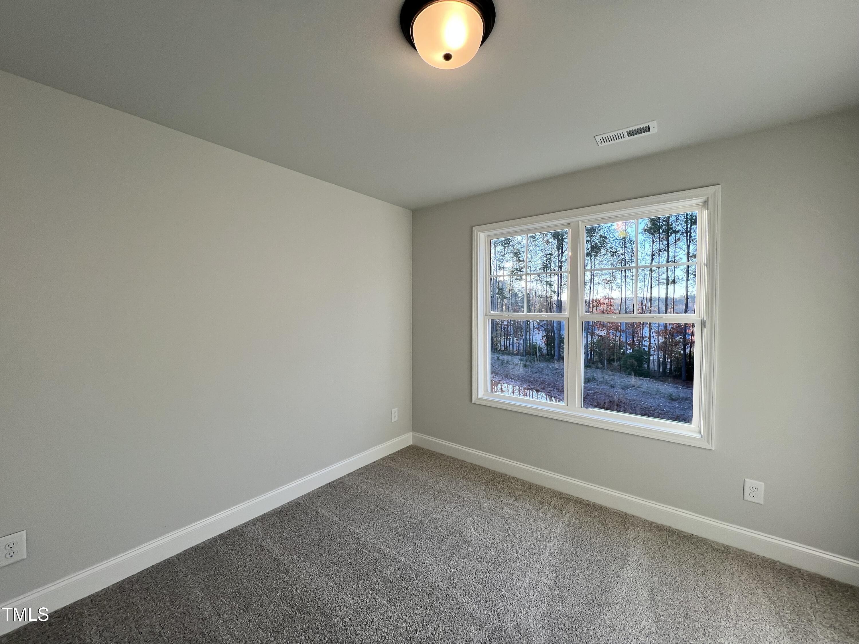 91 Calluna Drive Property Photo 8