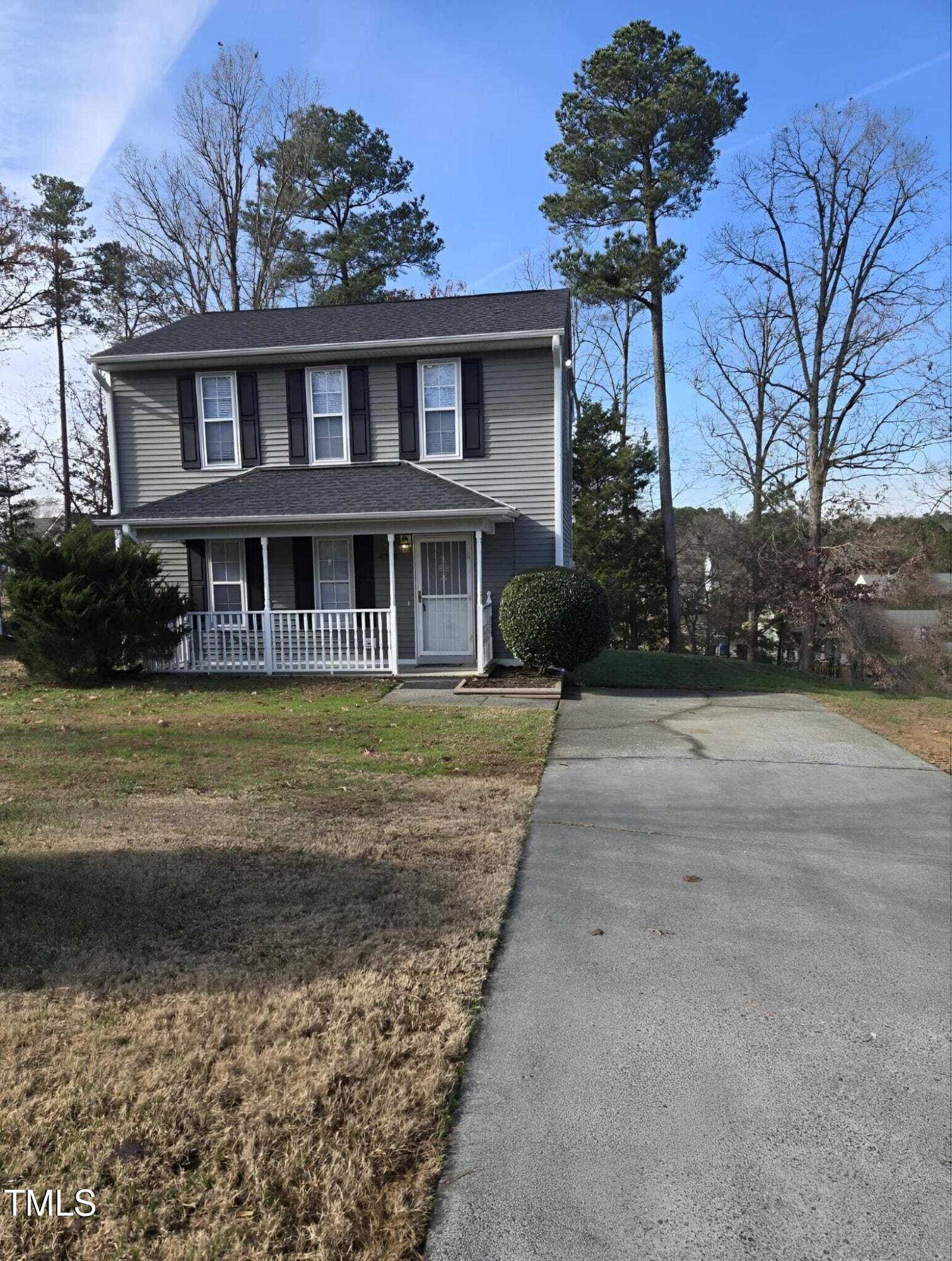 B K Roberts Real Estate Listings Main Image