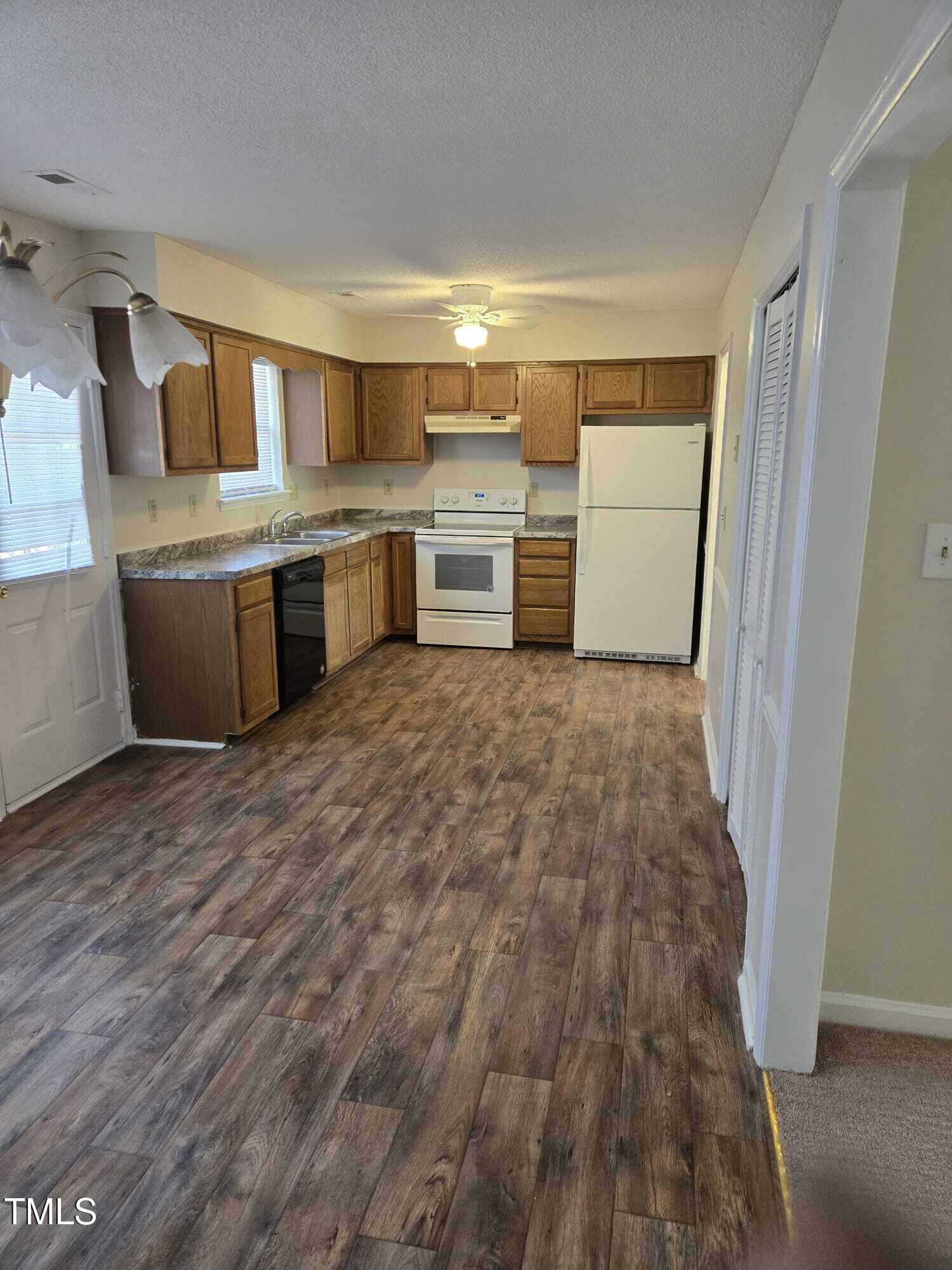4100 Baker Street Street Property Photo 10