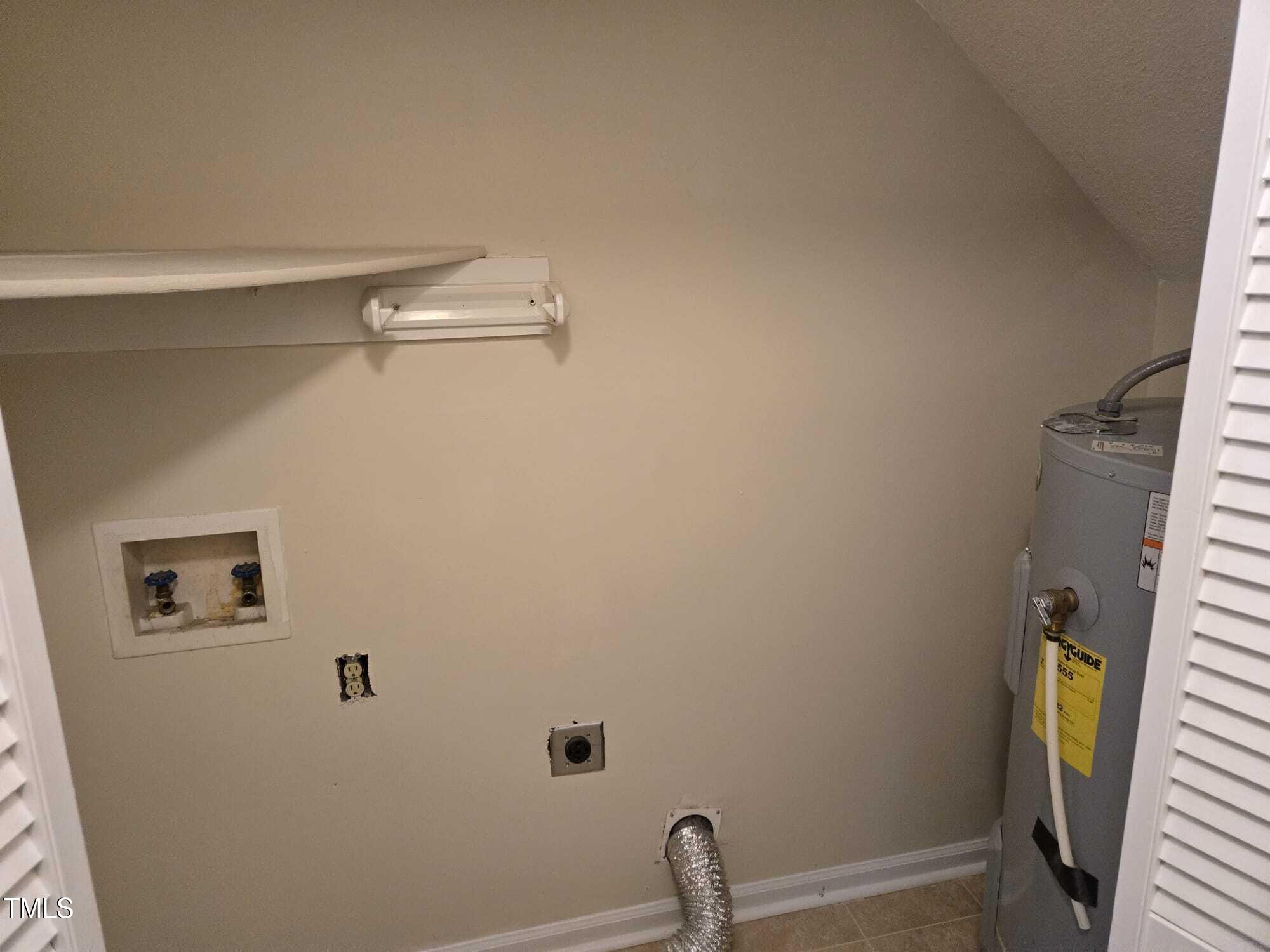4100 Baker Street Street Property Photo 13