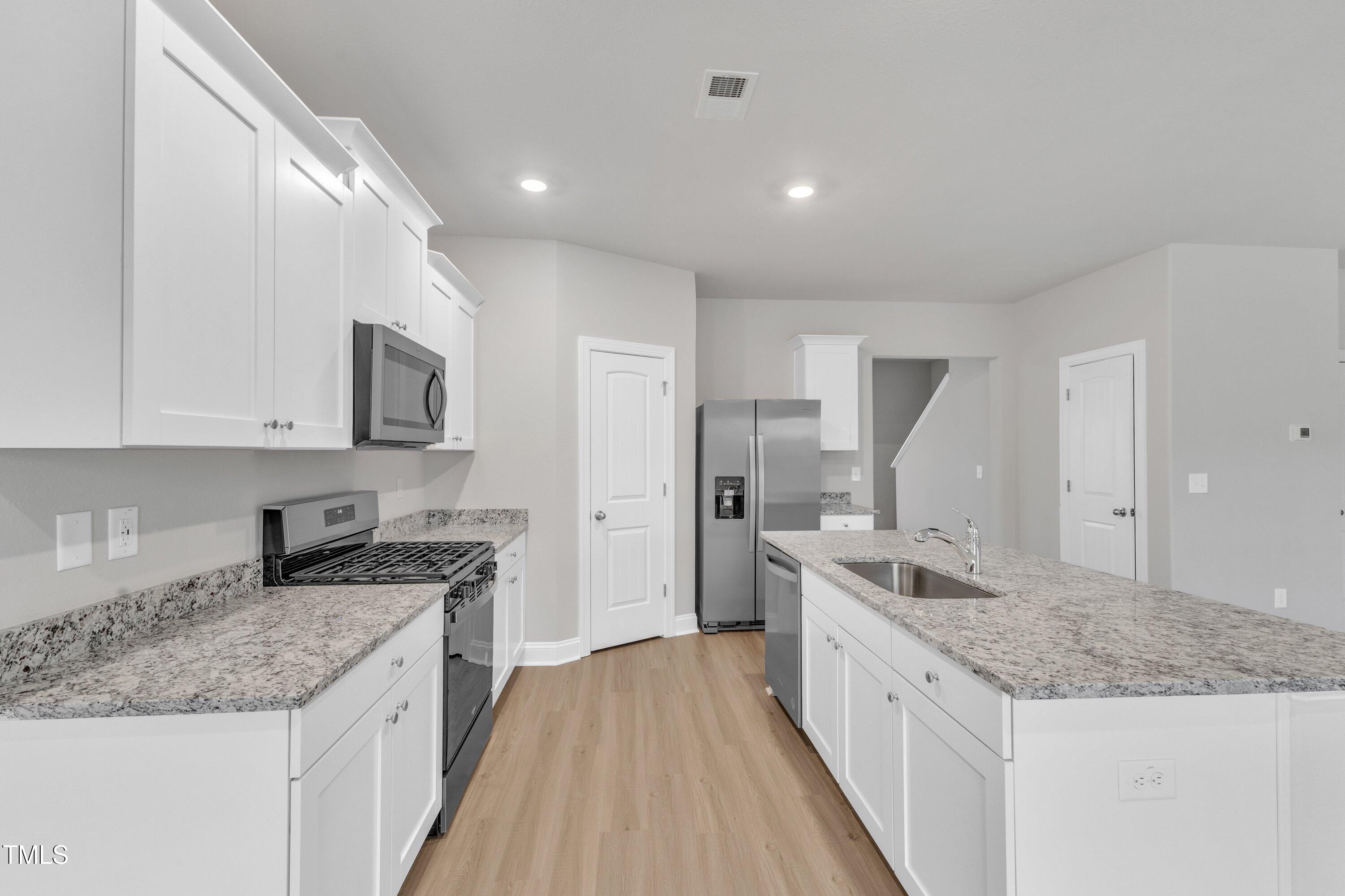 107 Wilderness Court Property Photo 19
