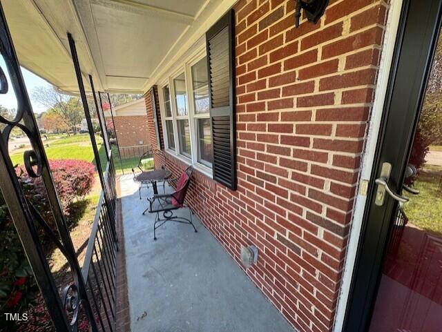 3729 Arrowwood Drive Property Photo 2