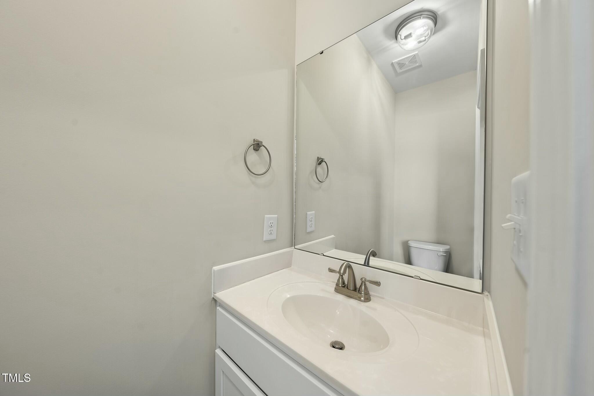 40 Misty Mountain Property Photo 6