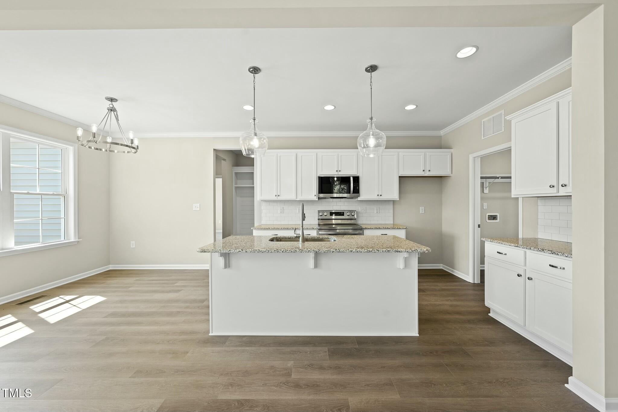 40 Misty Mountain Property Photo 14