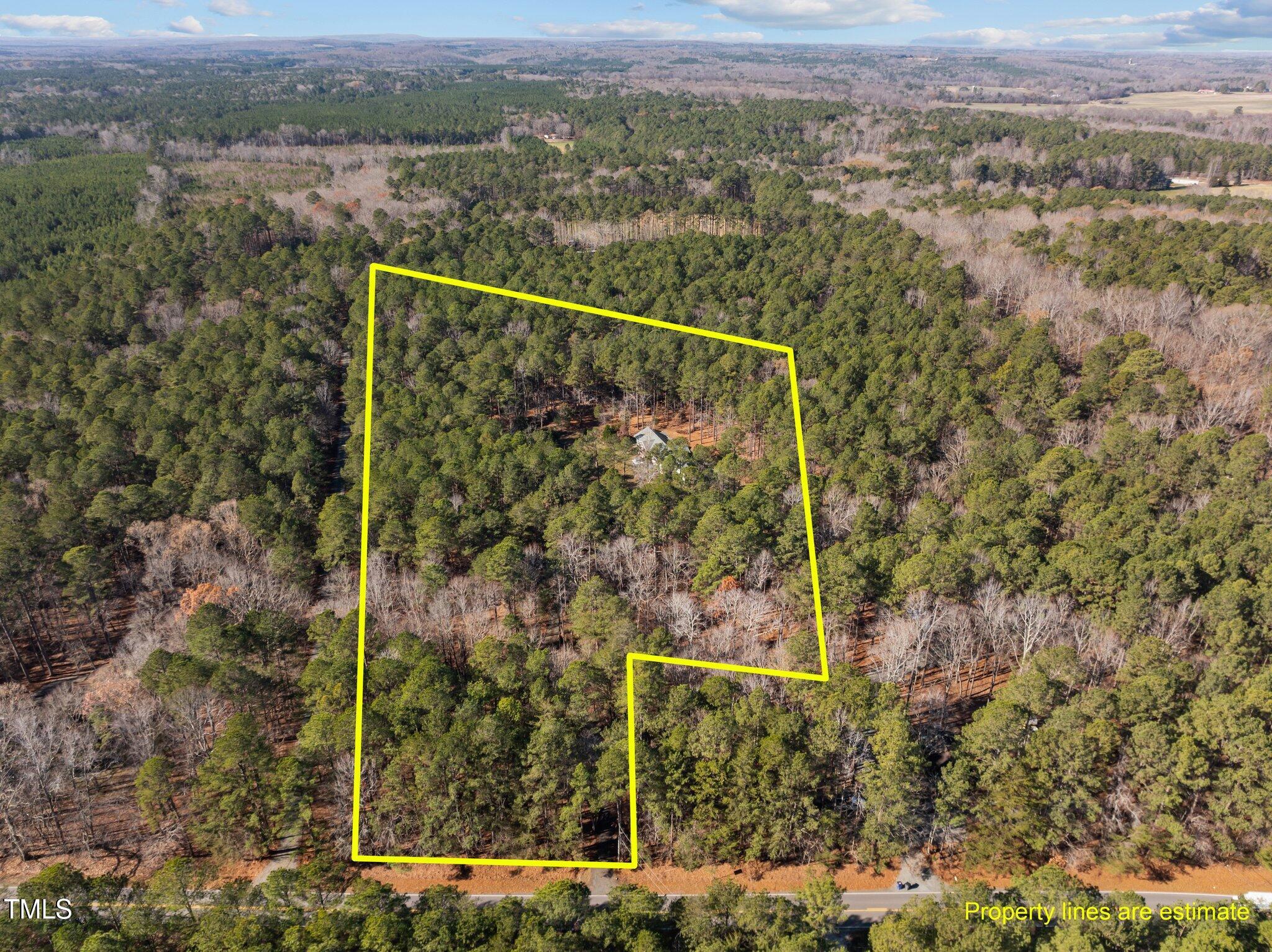 7815 Dodsons Crossroads Property Photo 5