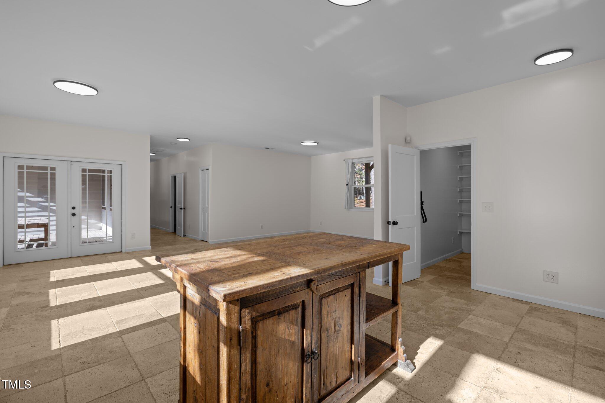 7815 Dodsons Crossroads Property Photo 22