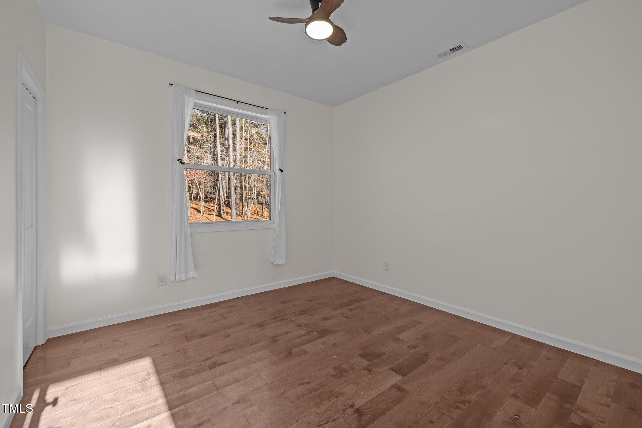 7815 Dodsons Crossroads Property Photo 31