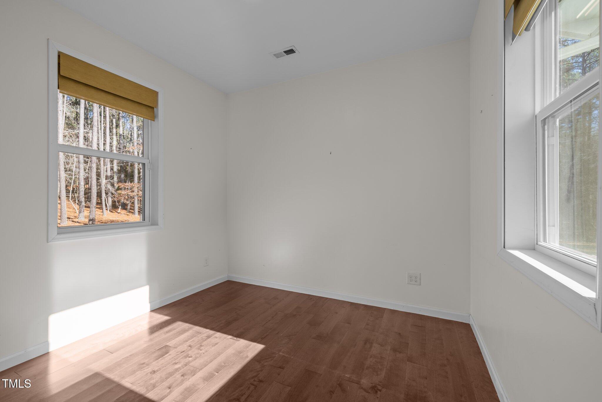 7815 Dodsons Crossroads Property Photo 32
