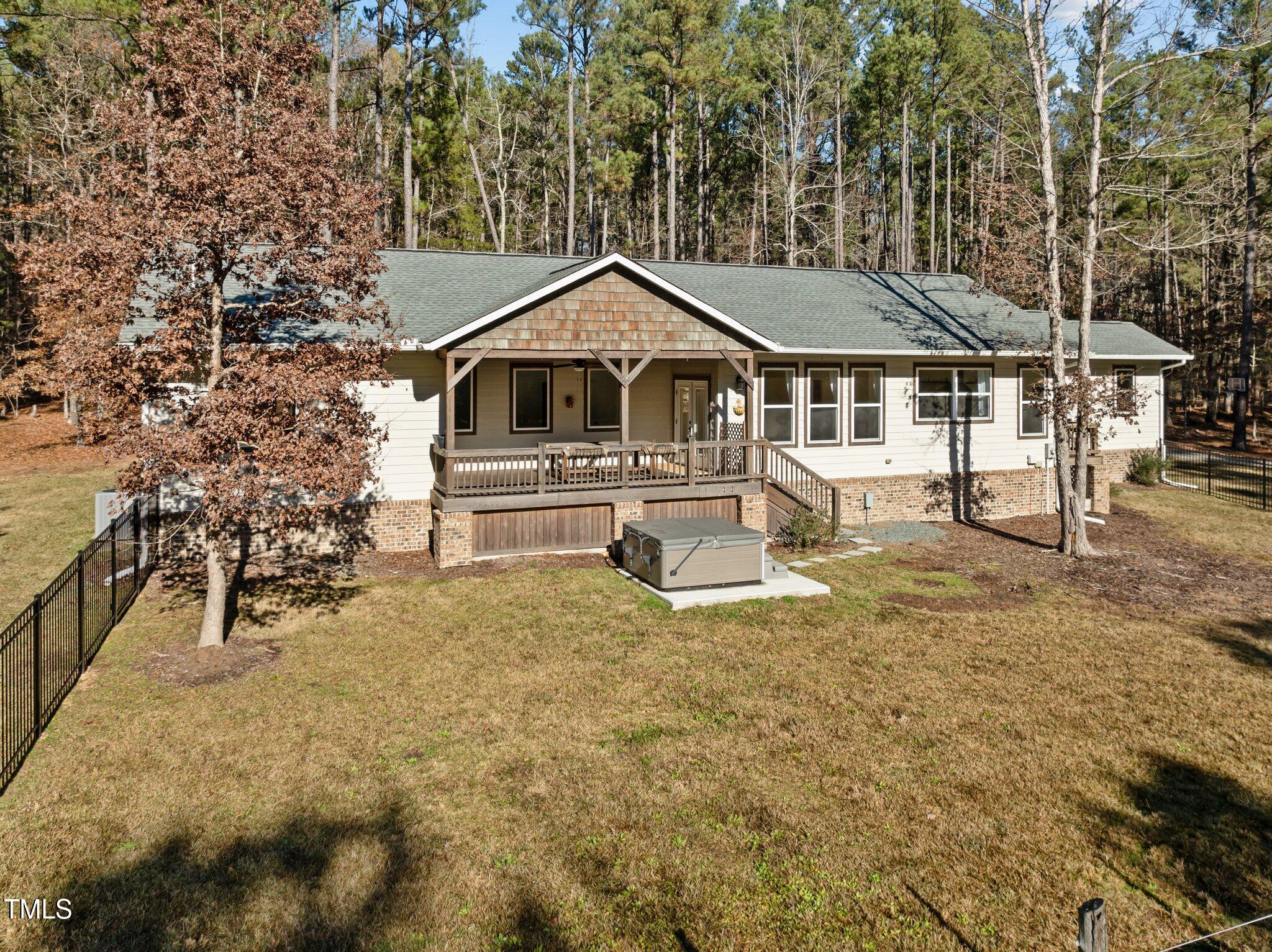 7815 Dodsons Crossroads Property Photo 42