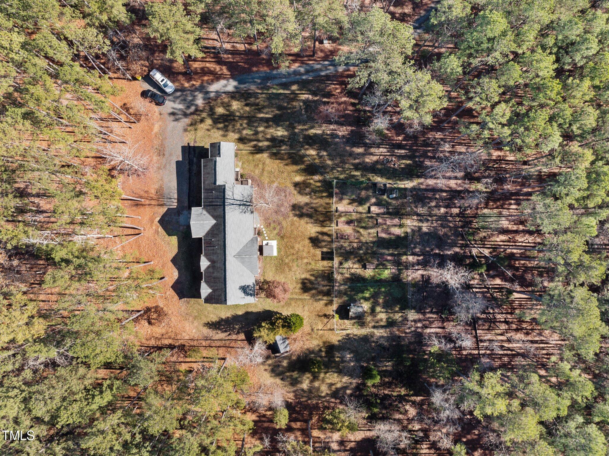 7815 Dodsons Crossroads Property Photo 52