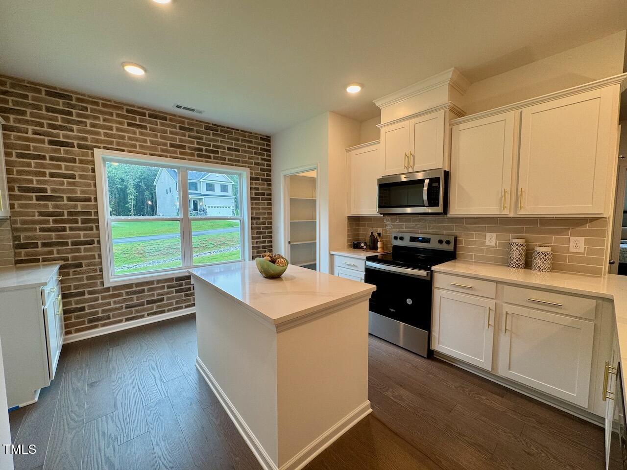 19 Covey Rise Way Property Photo 15