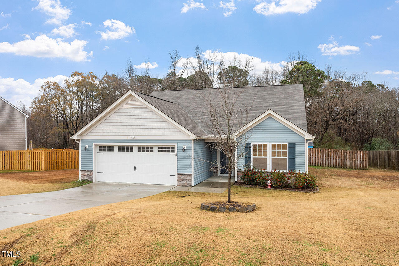 88 Norris Farm Drive Property Photo 2