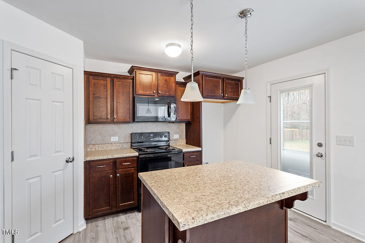 88 Norris Farm Drive Property Photo 23
