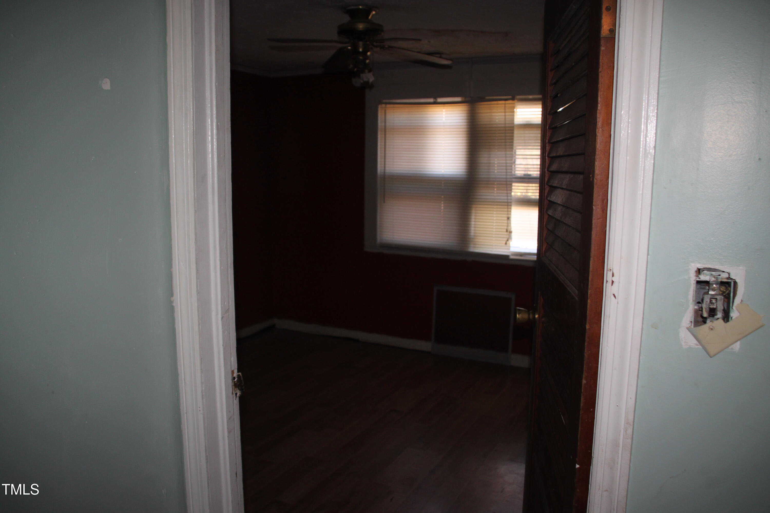 868 Smith Road Property Photo 15