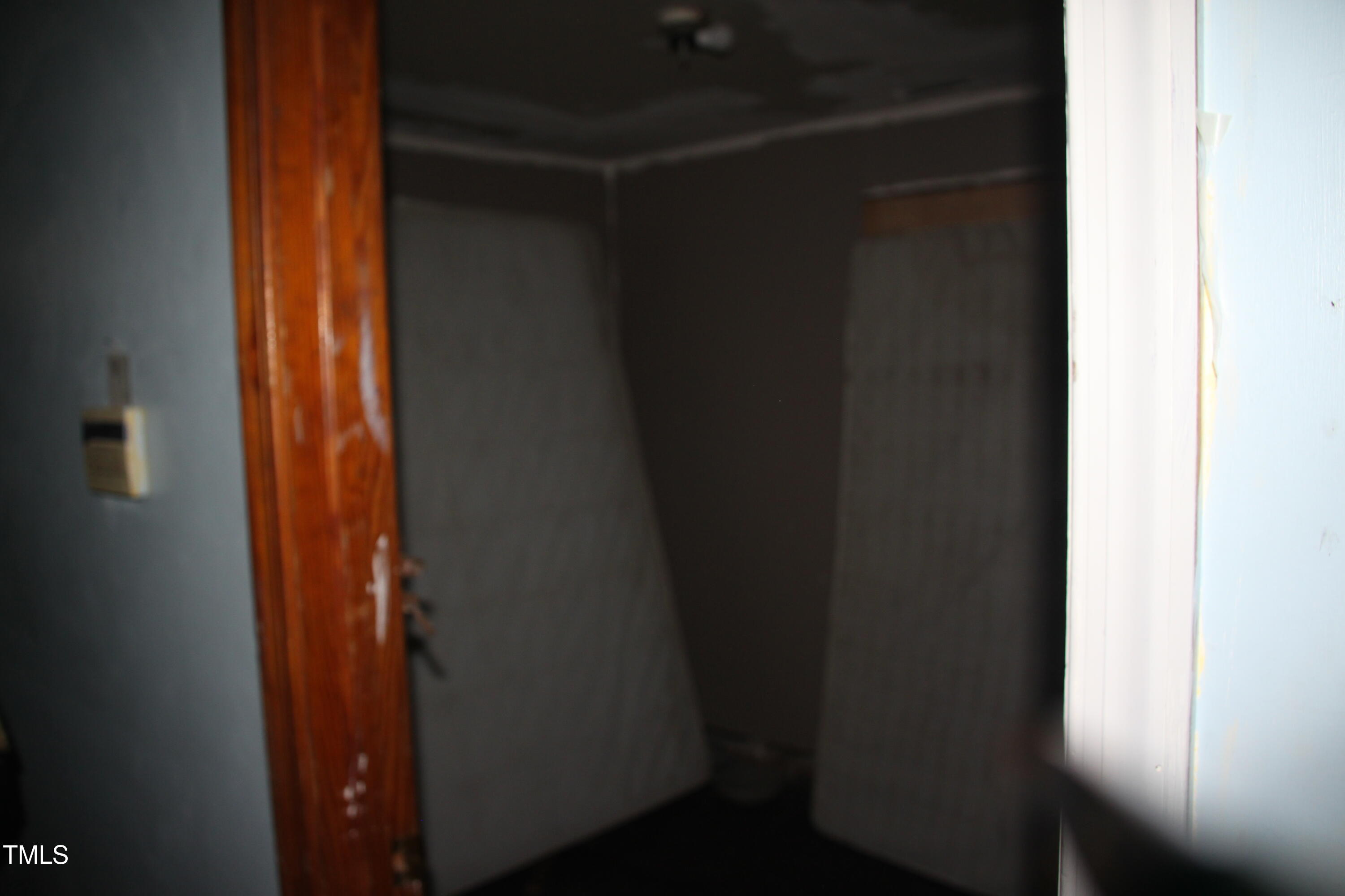 868 Smith Road Property Photo 16