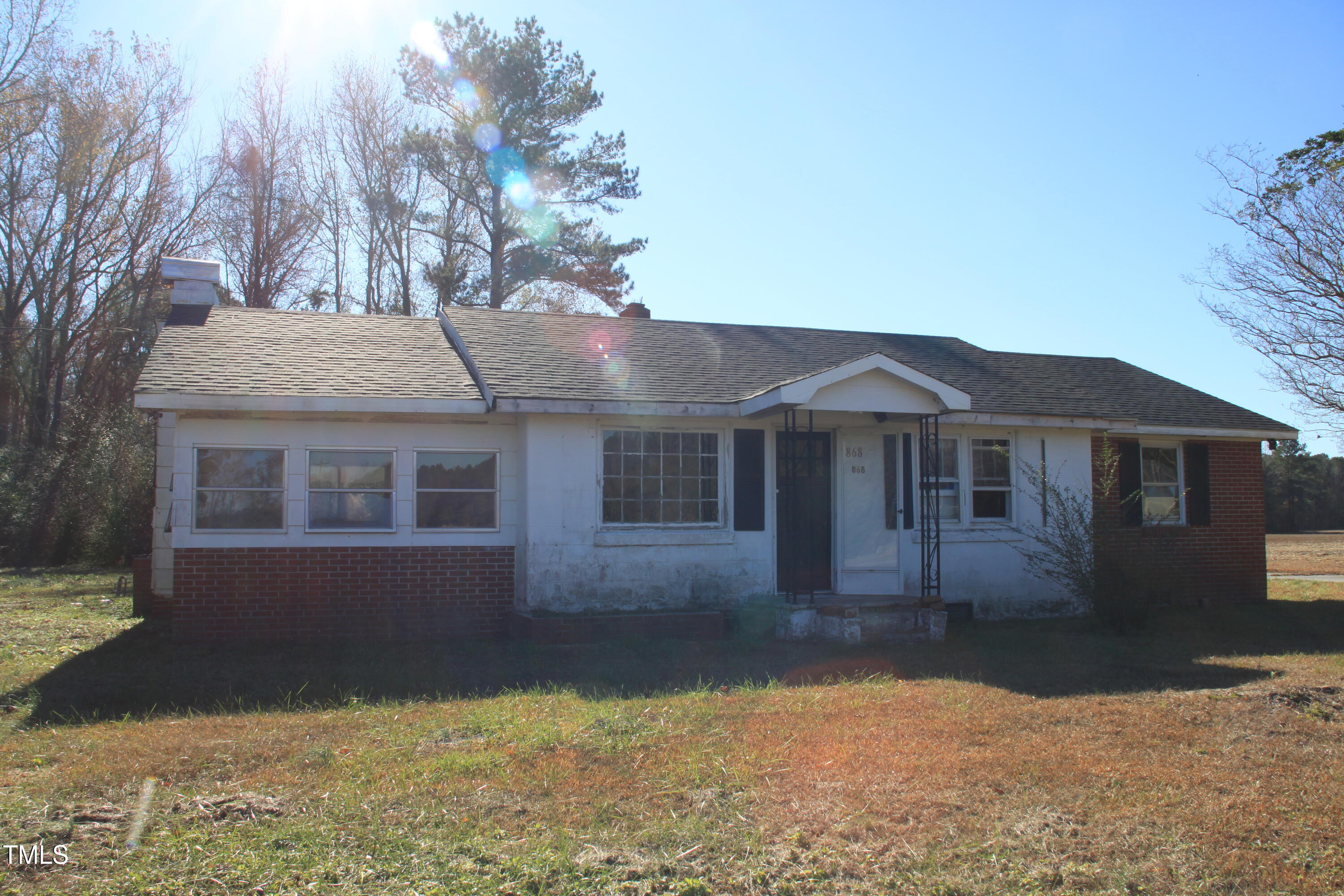 868 Smith Road Property Photo 18
