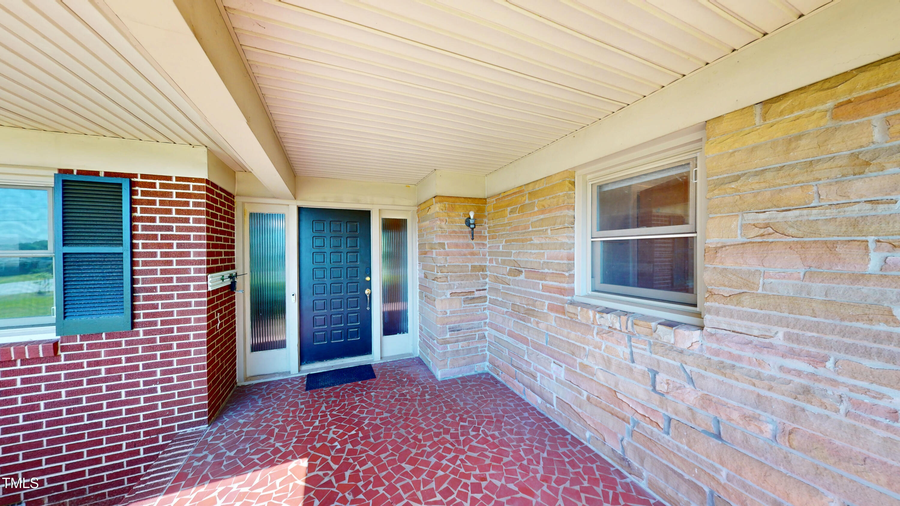 112 Rae Road Property Photo 3