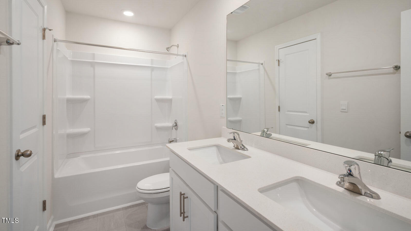 985 Ocean Court Property Photo 29