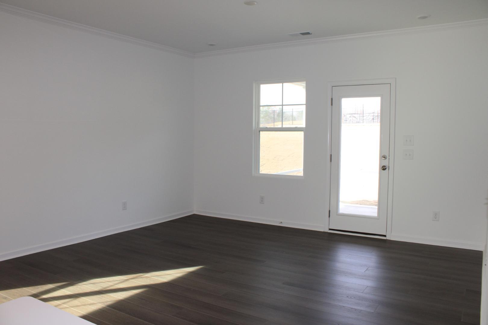 10012 Regal Drive Property Photo 9