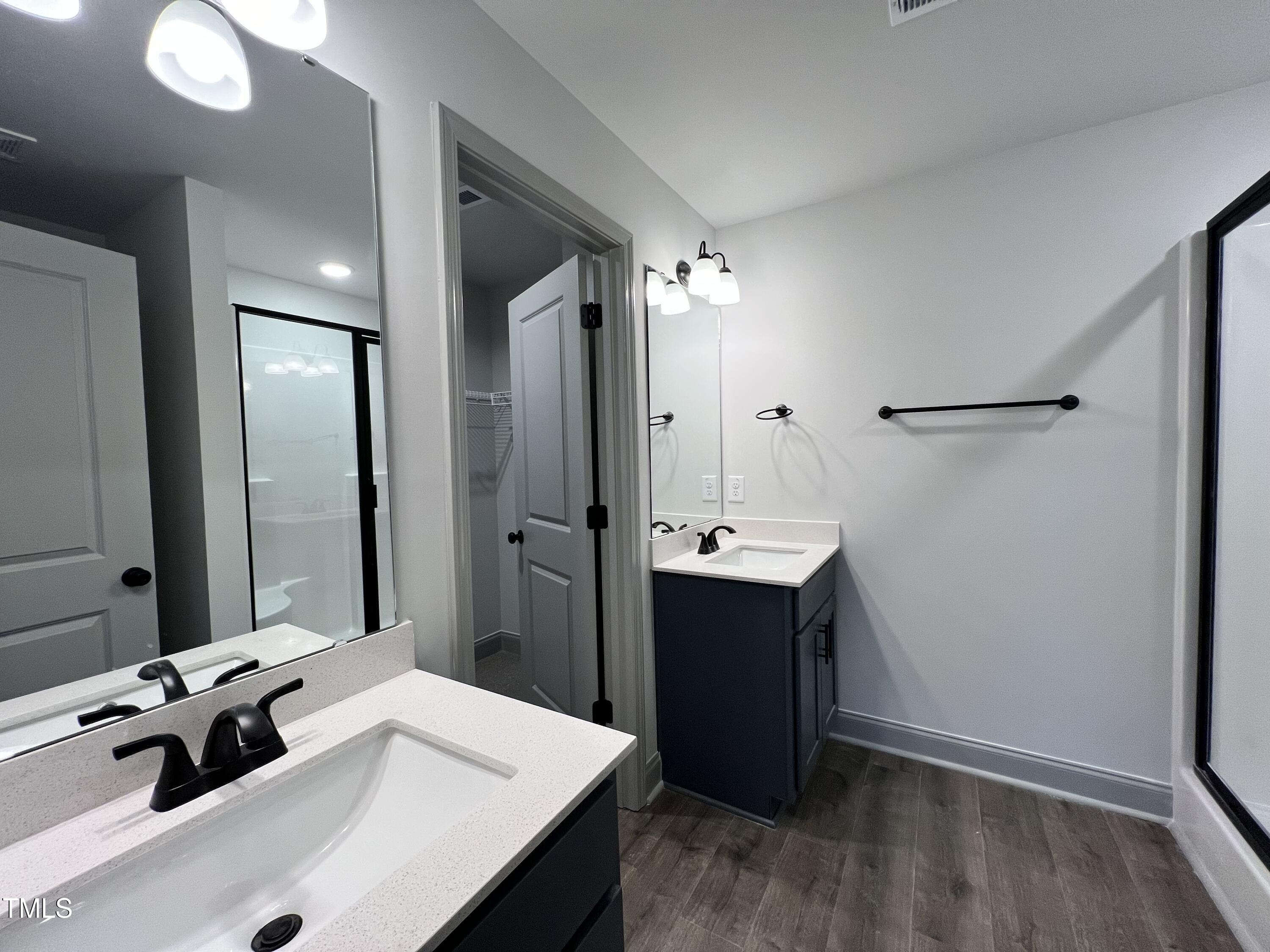 136 S Mistflower Street Property Photo 8