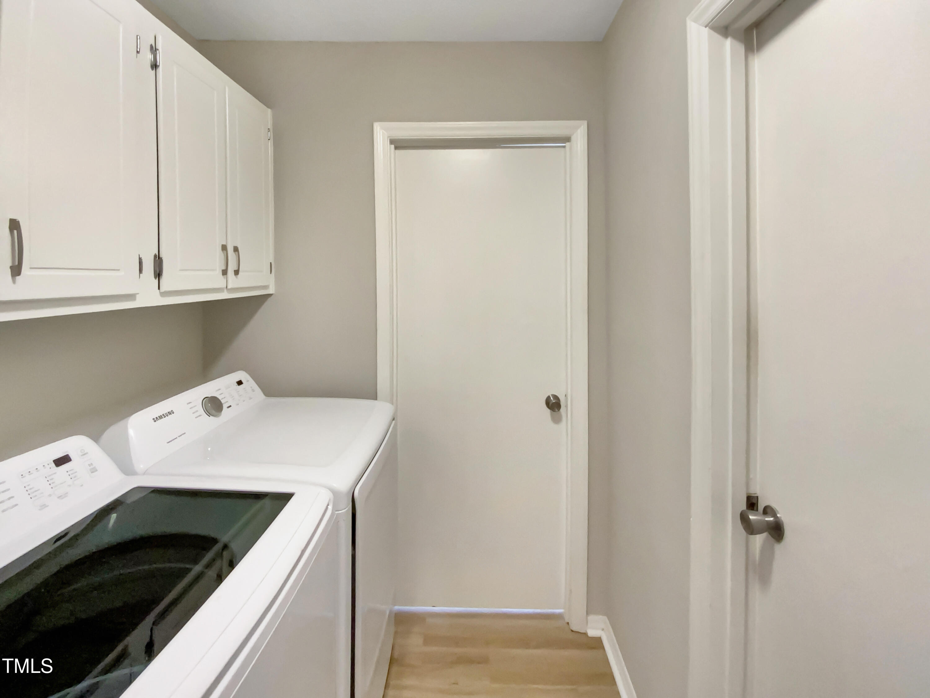 5038 Flint Ridge Place Property Photo 14