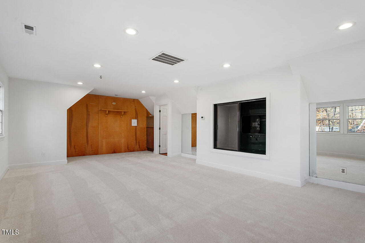 106 Alder Place Property Photo 31