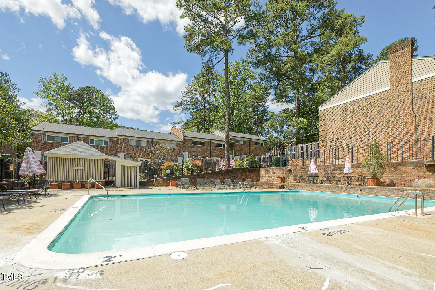 3738 Jamestown Circle Property Photo 18