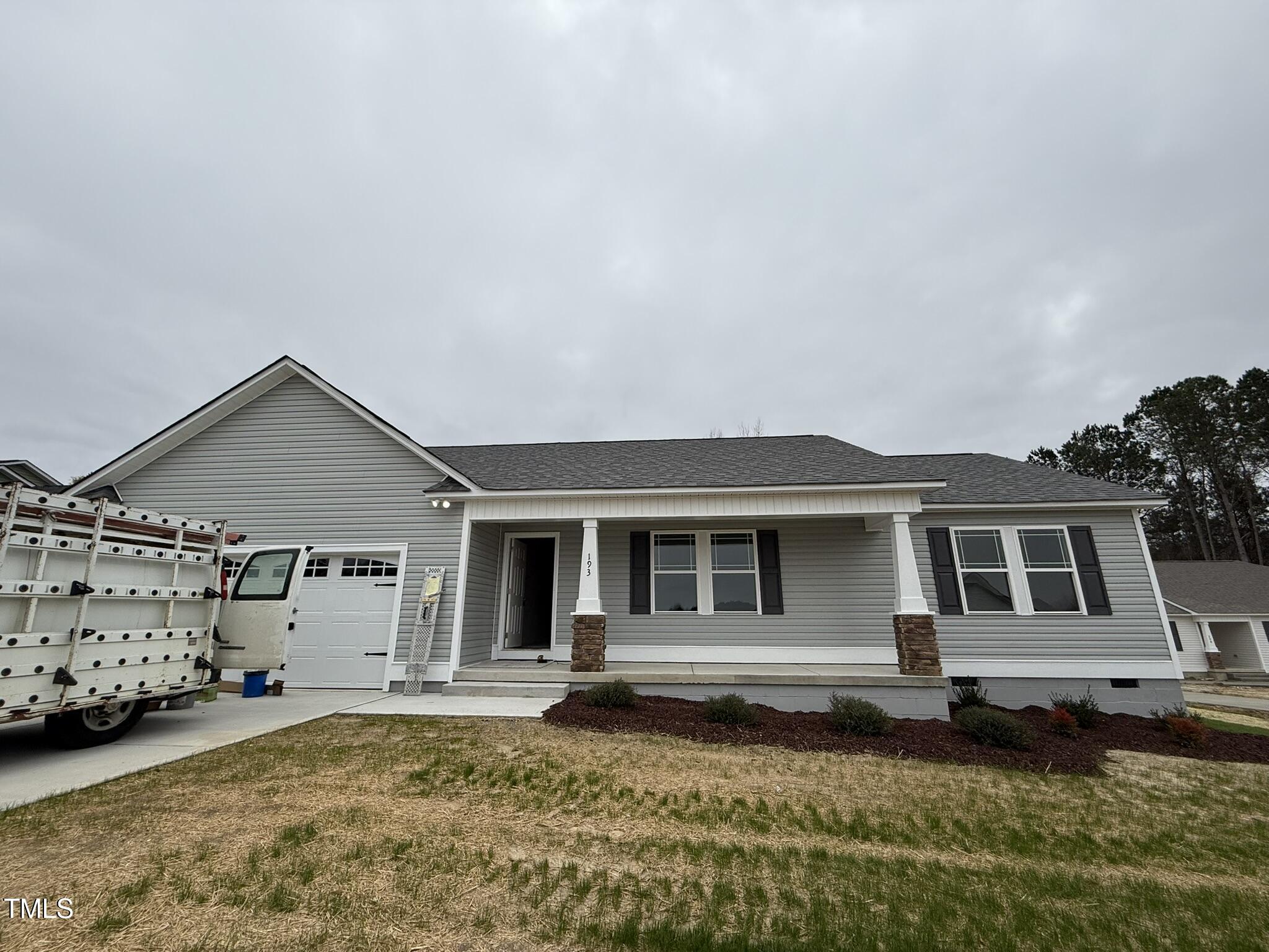 193 Magnolia Run Way Property Photo 1