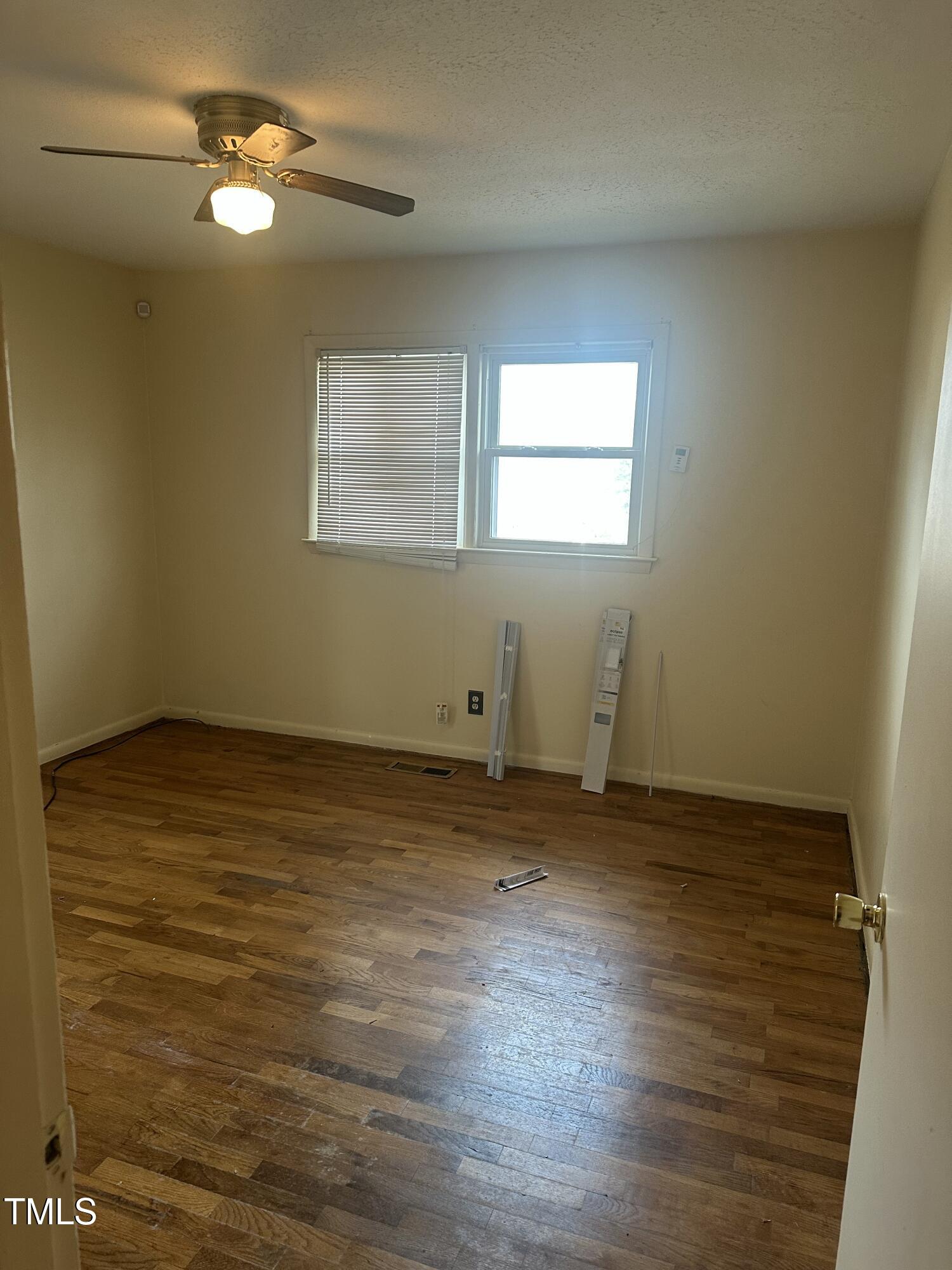 2313 Lake Avenue Property Photo 6