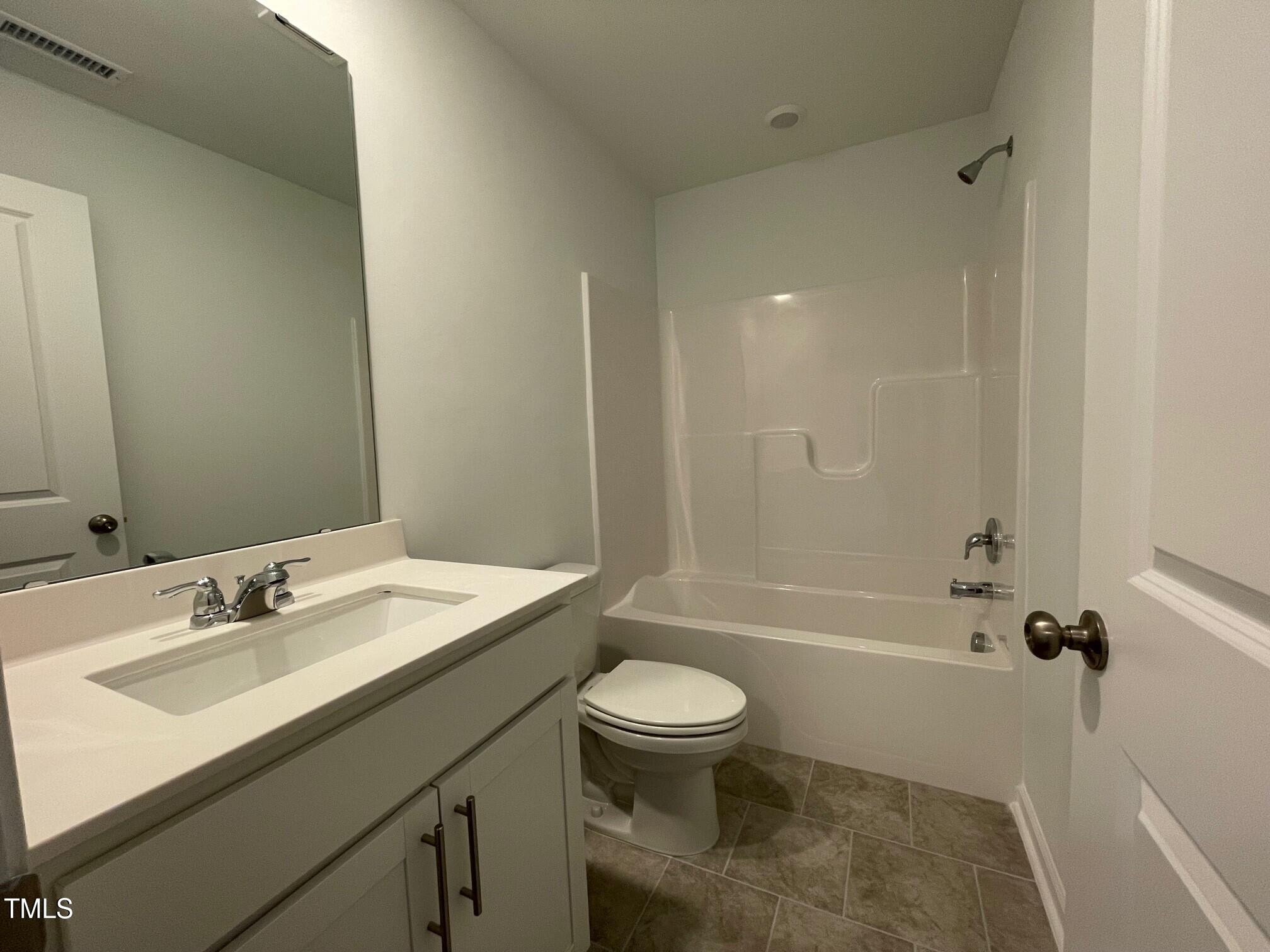 1309 Hazelnut Ridge Lane Property Photo 5