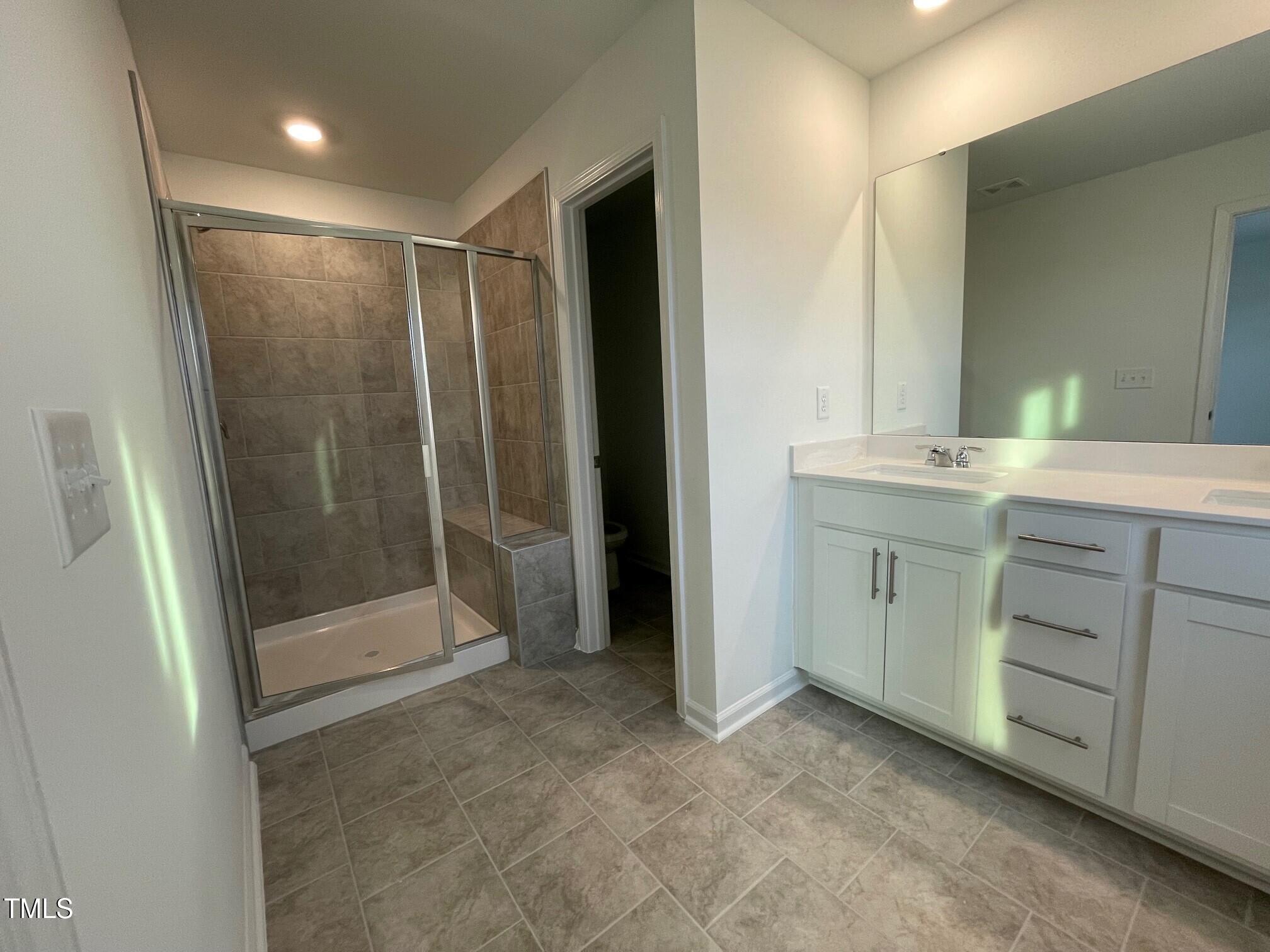 1309 Hazelnut Ridge Lane Property Photo 11