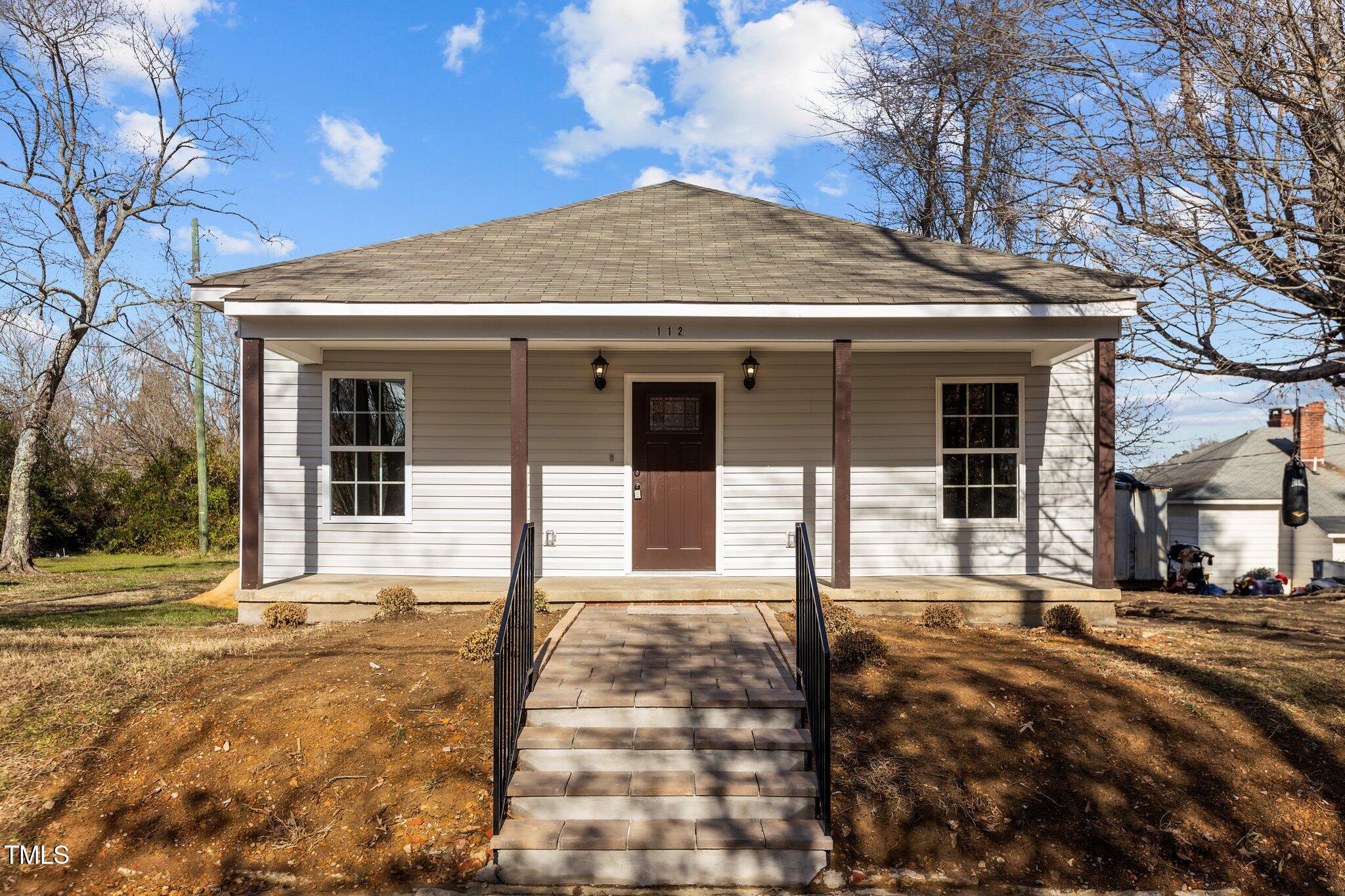 112 Edgewood Drive Property Photo 1
