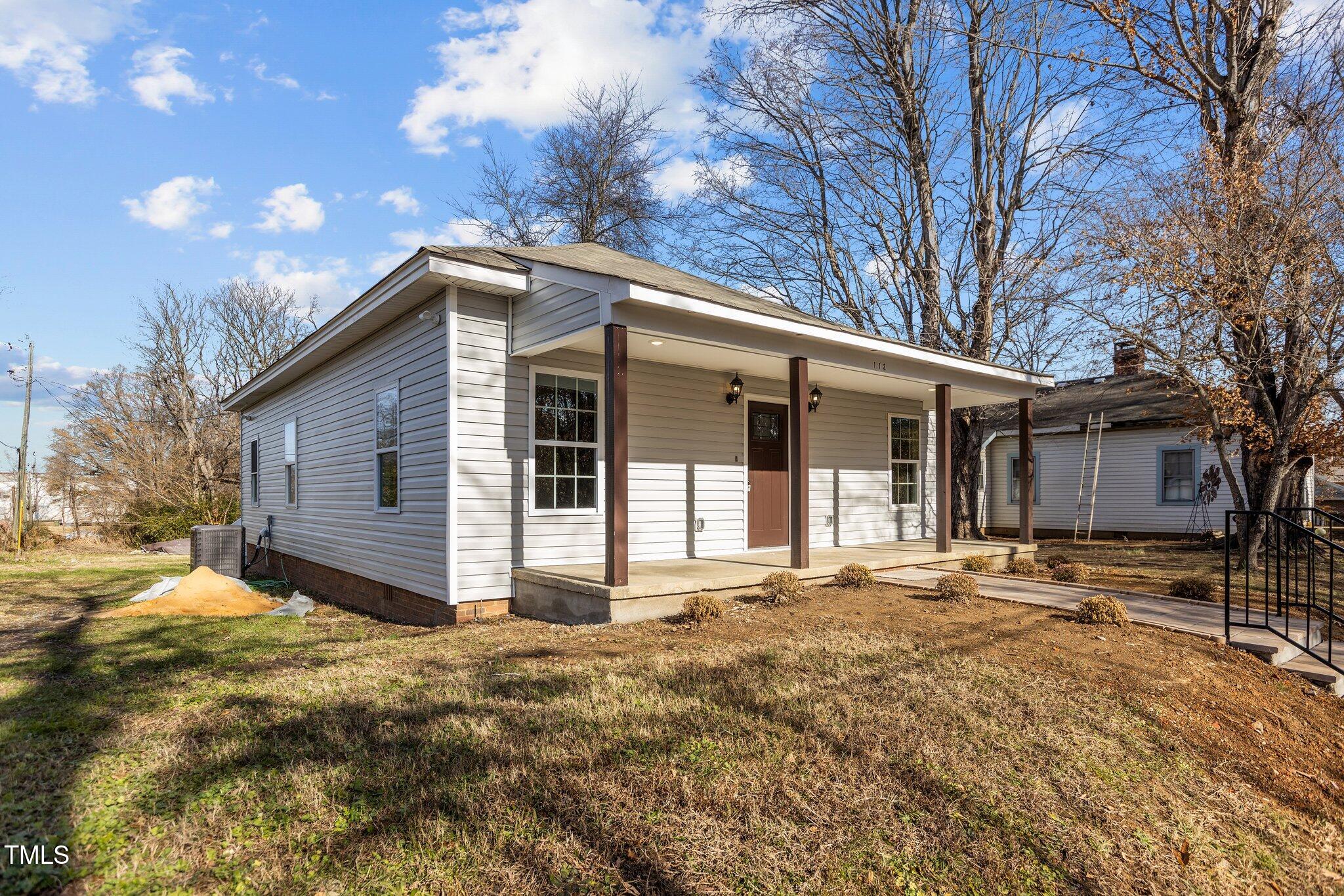 112 Edgewood Drive Property Photo 3