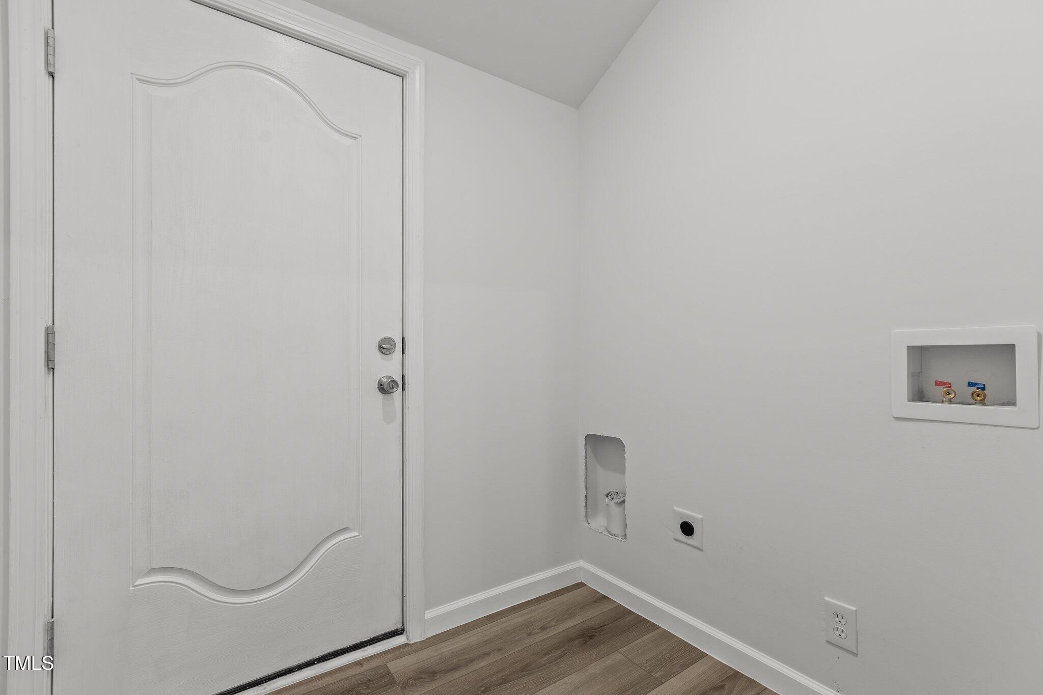 112 Edgewood Drive Property Photo 17