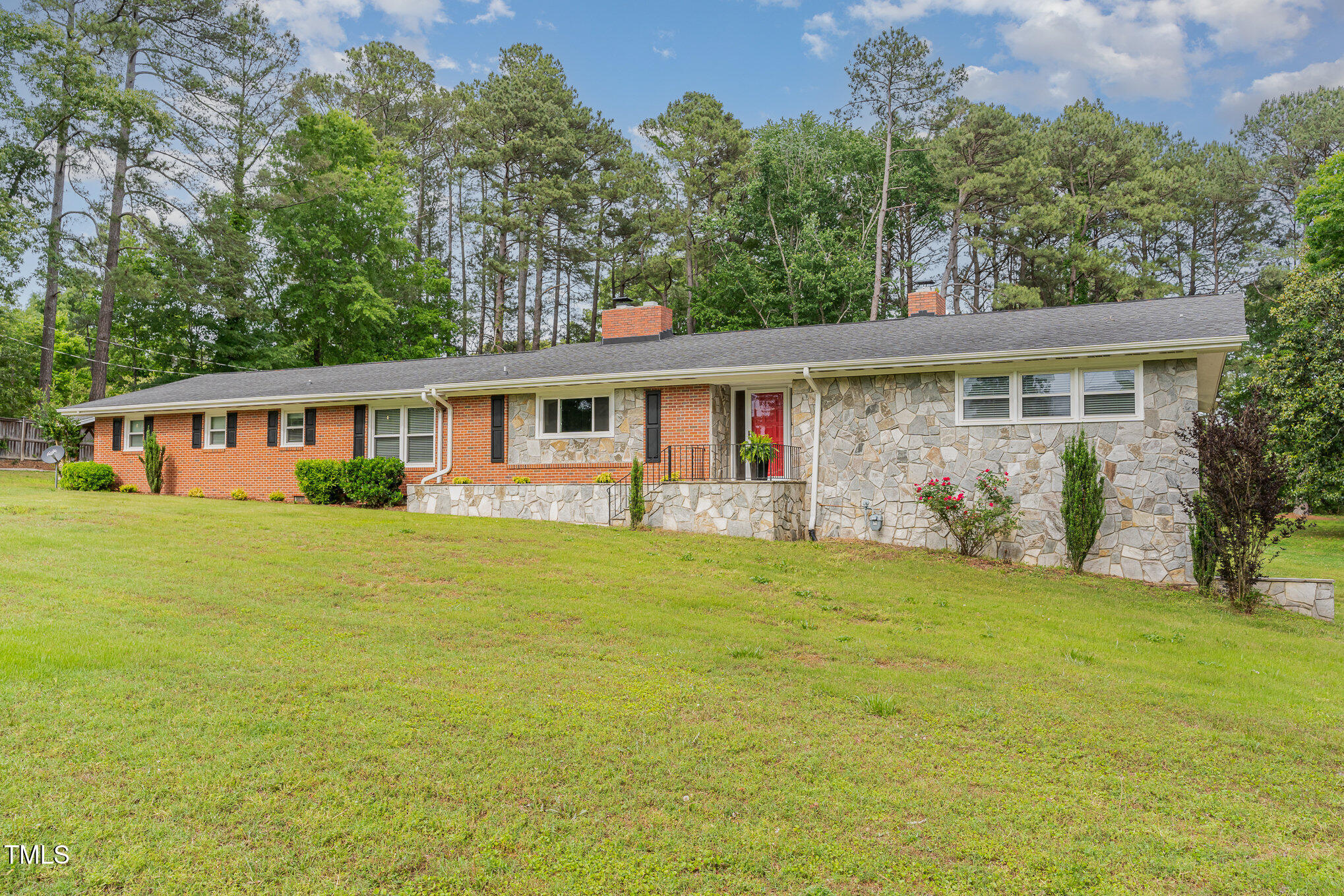 129 Jeffress Drive Property Photo 4
