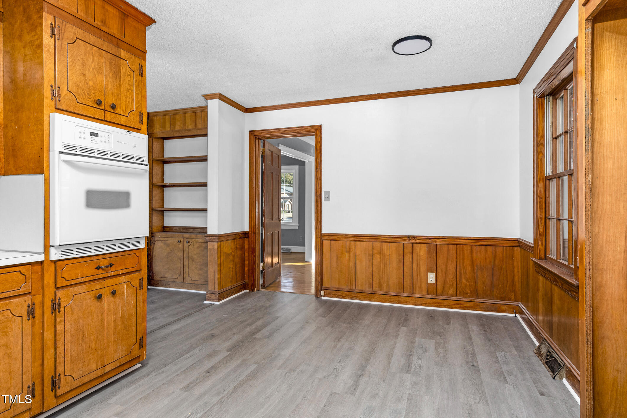 1211 Red Banks Road Property Photo 10