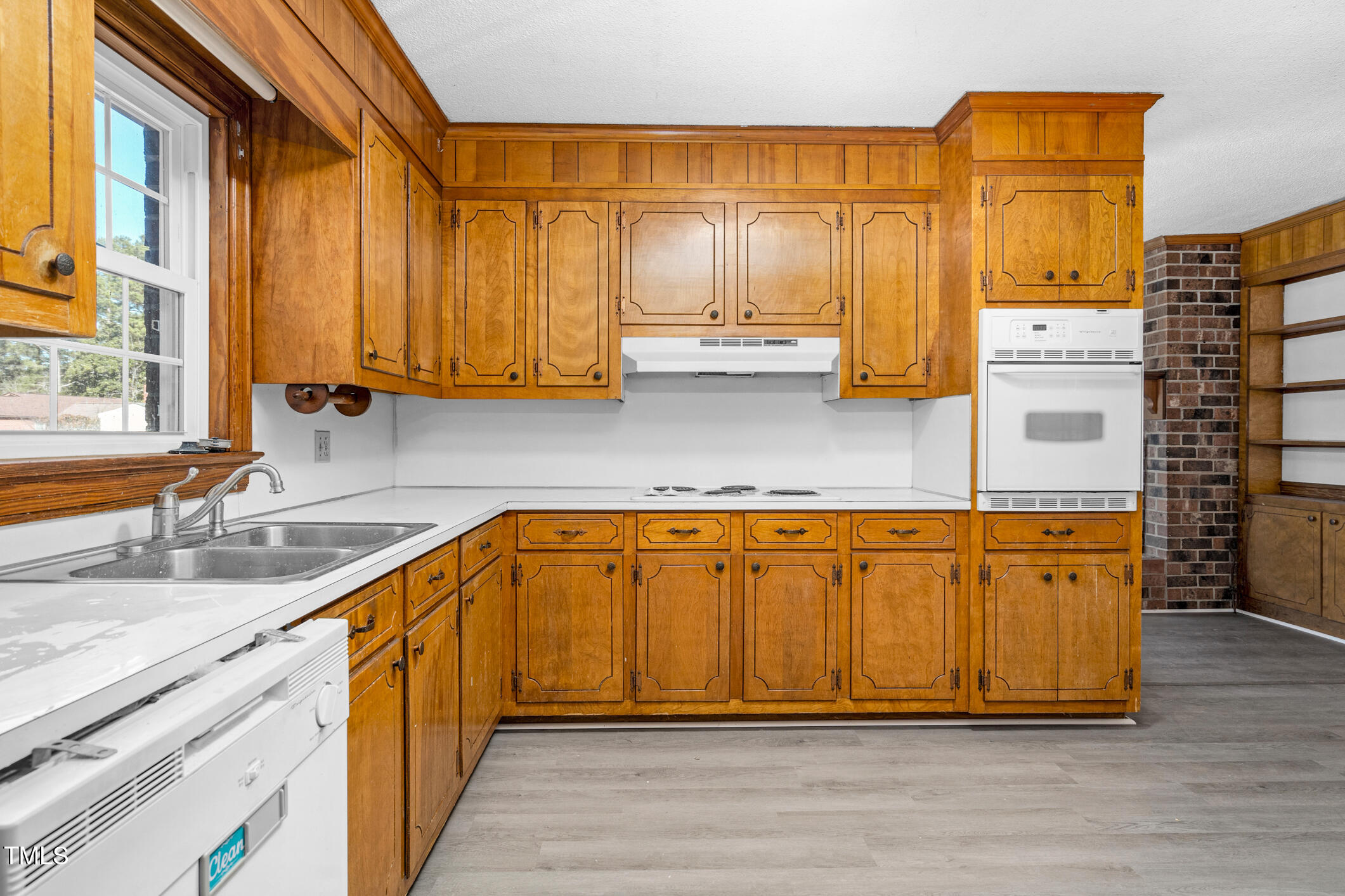 1211 Red Banks Road Property Photo 12