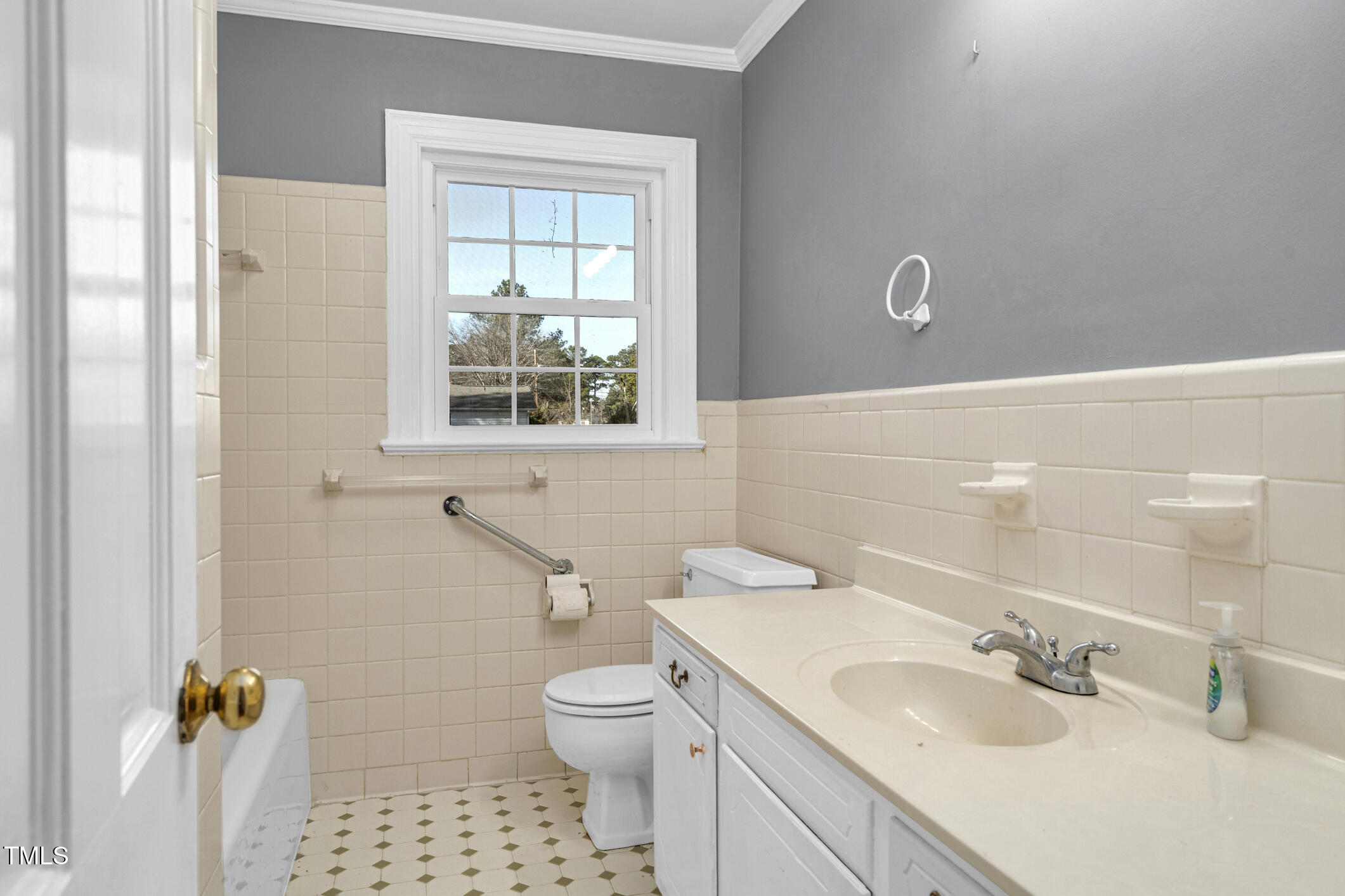 1211 Red Banks Road Property Photo 20