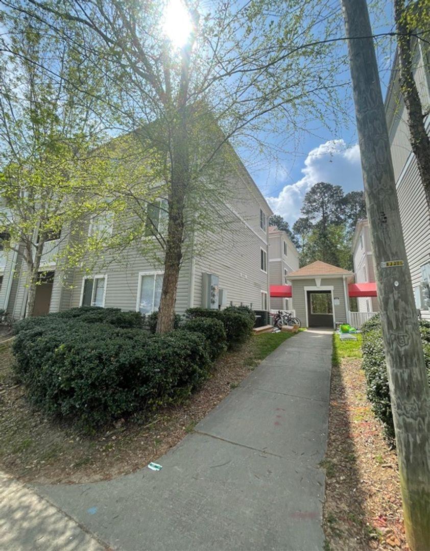 1321 Crab Orchard Drive Property Photo 3