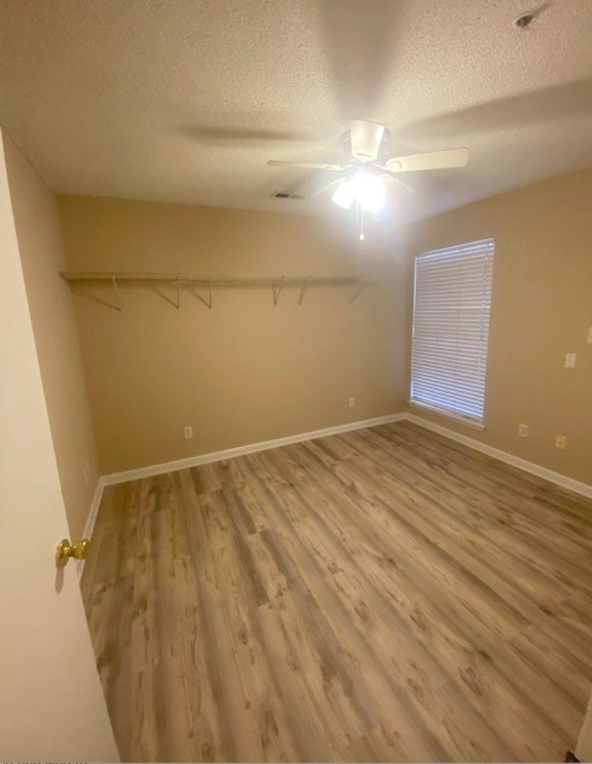 1321 Crab Orchard Drive Property Photo 4