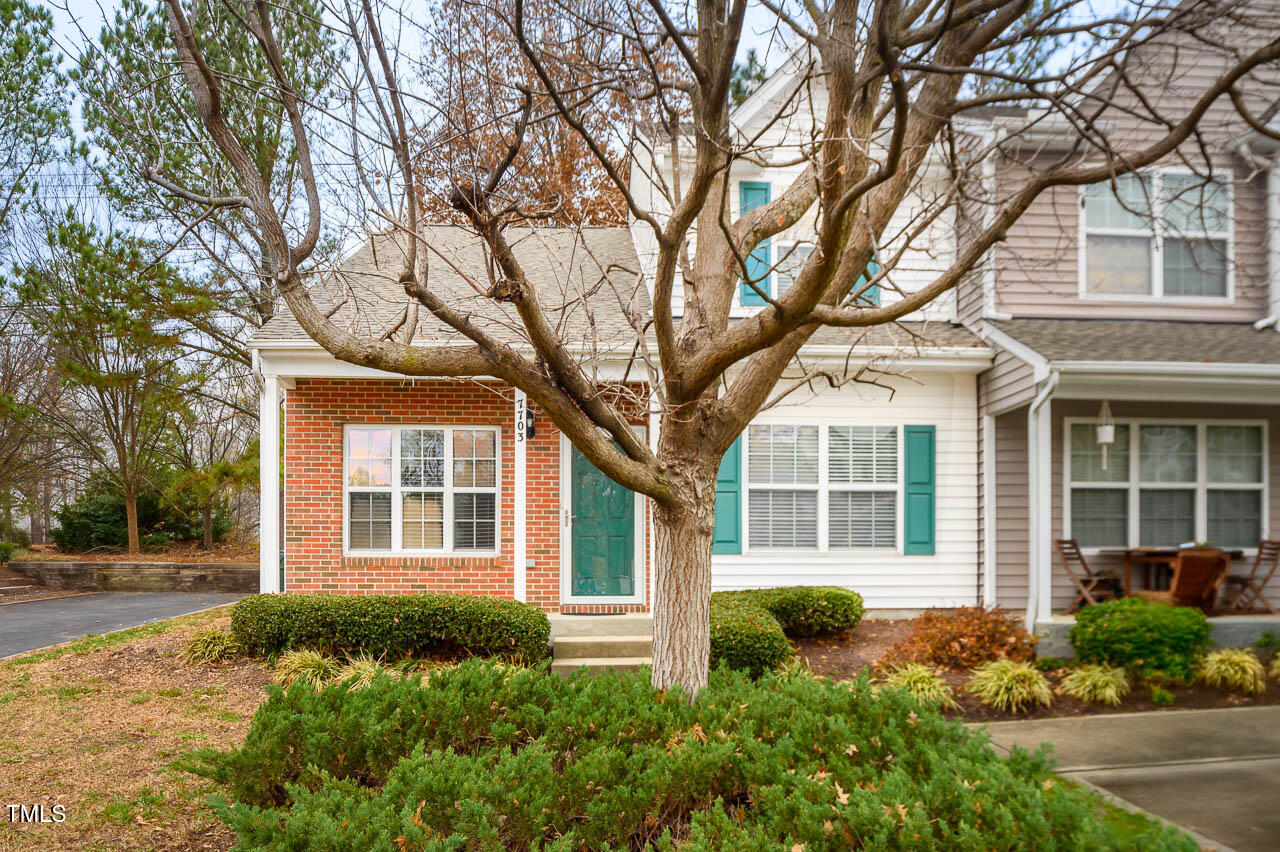 7703 River Field Drive Property Photo 2