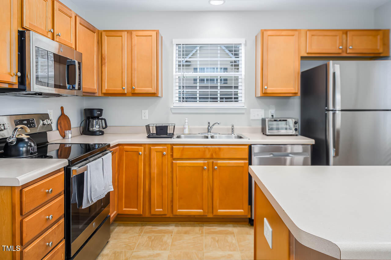 7703 River Field Drive Property Photo 12