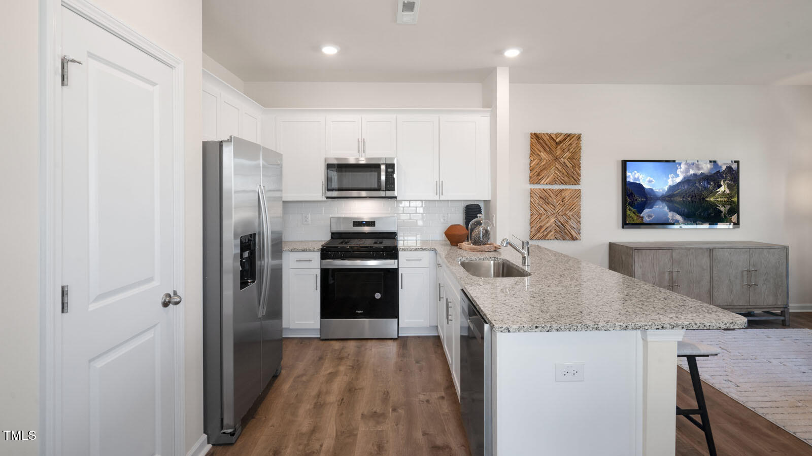 447 Belgian Red Way Property Photo 22