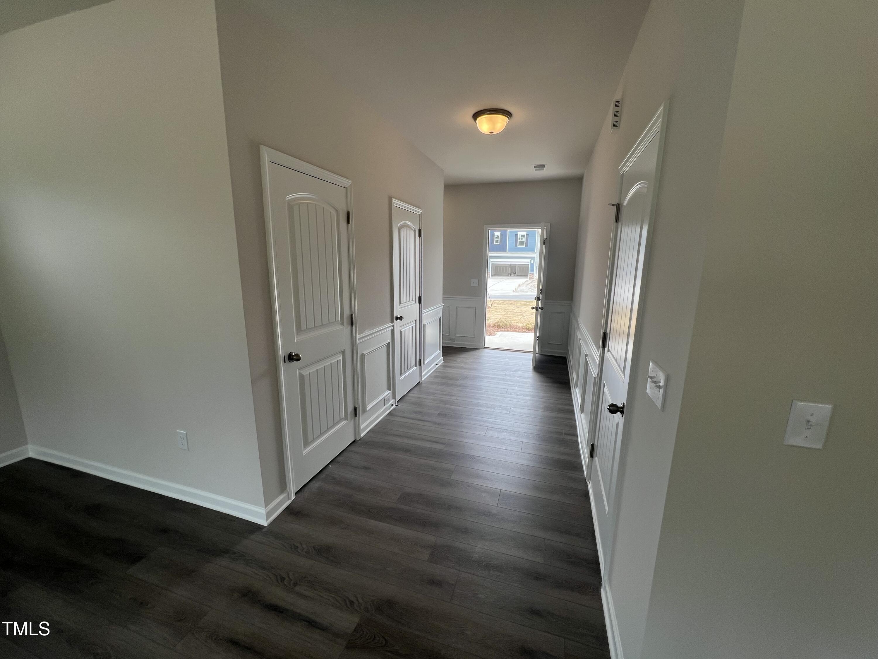 165 Knoll Way Property Photo 5