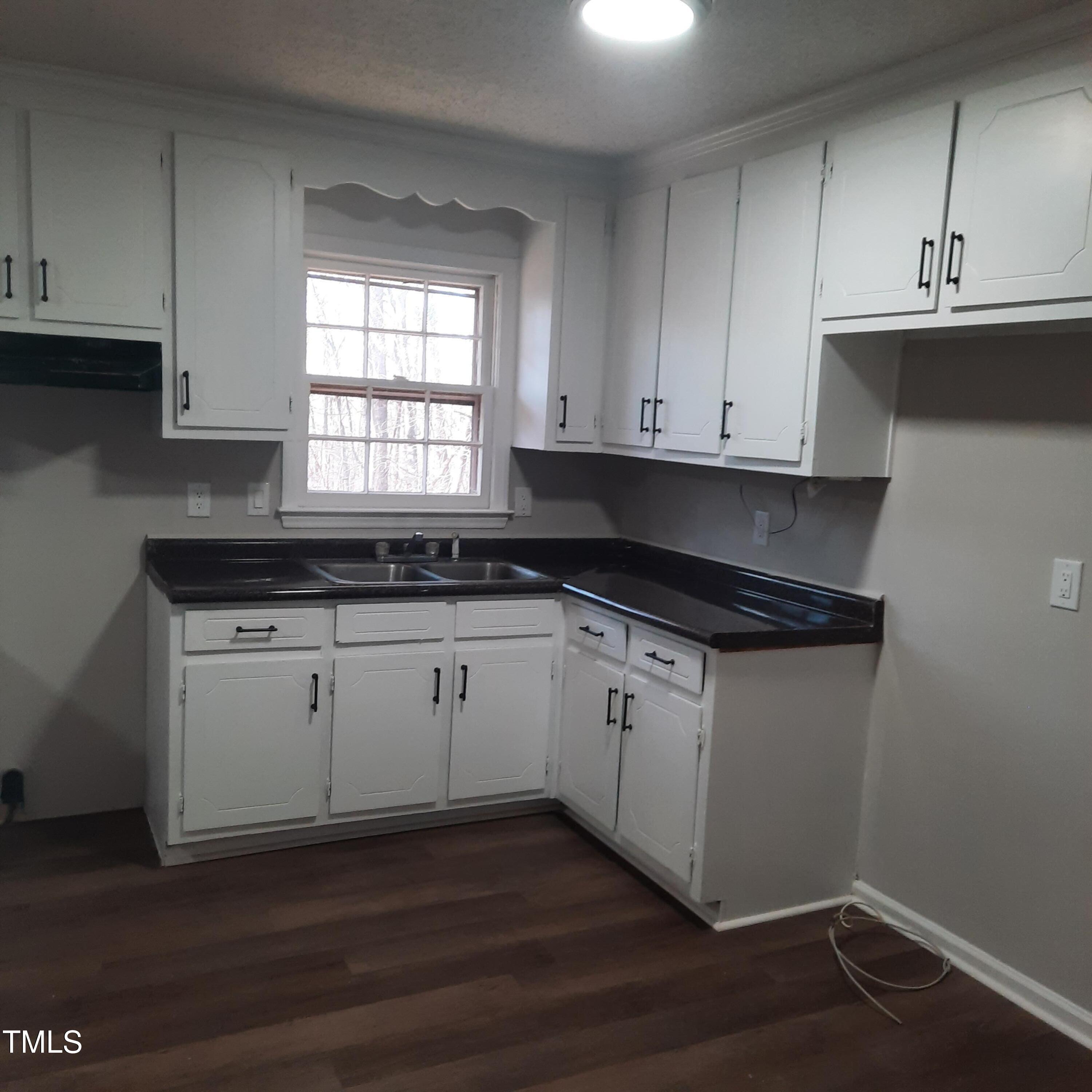 2800 Coleman Loop Road Property Photo 8